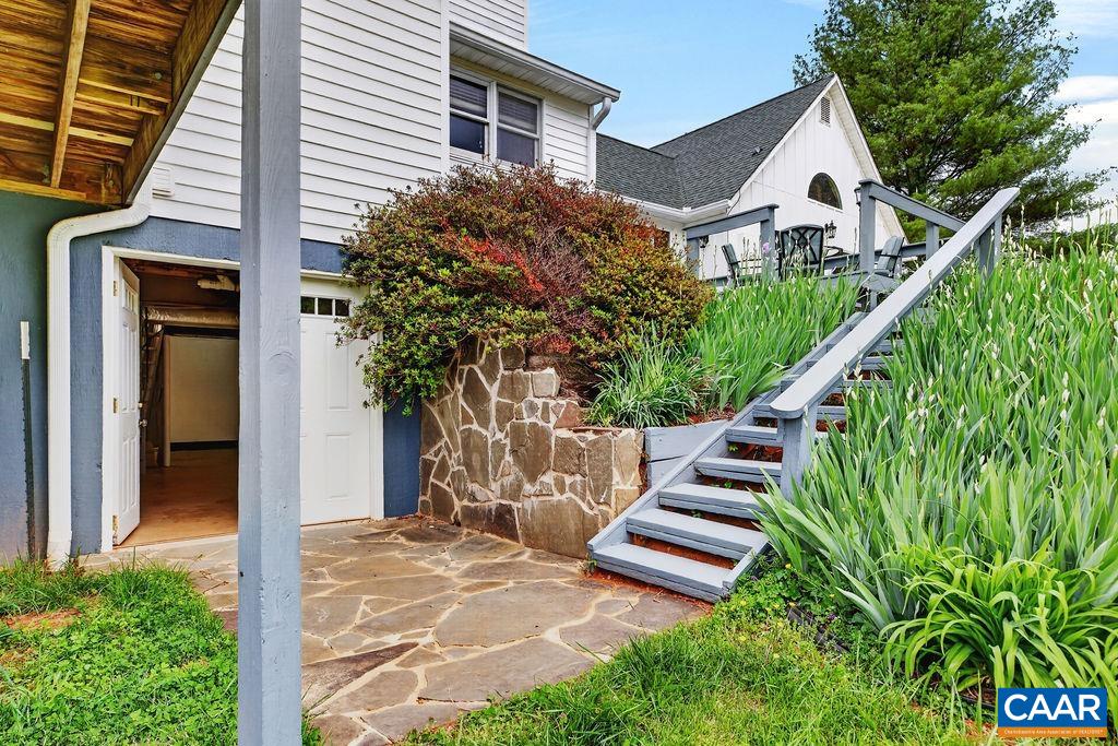 10808 PATRICK HENRY HWY, ROSELAND, Virginia 22967, 4 Bedrooms Bedrooms, ,4 BathroomsBathrooms,Residential,Hat Creek Ridge,10808 PATRICK HENRY HWY,675821 MLS # 675821