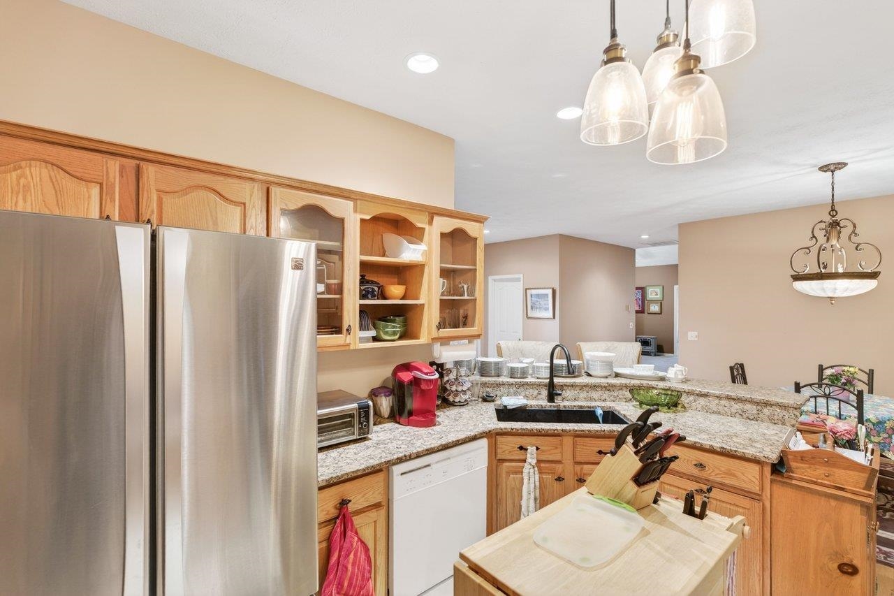 2102 LAKE TERRACE DR, HARRISONBURG, Virginia 22802, 3 Bedrooms Bedrooms, ,2 BathroomsBathrooms,Residential,2102 LAKE TERRACE DR,675825 MLS # 675825