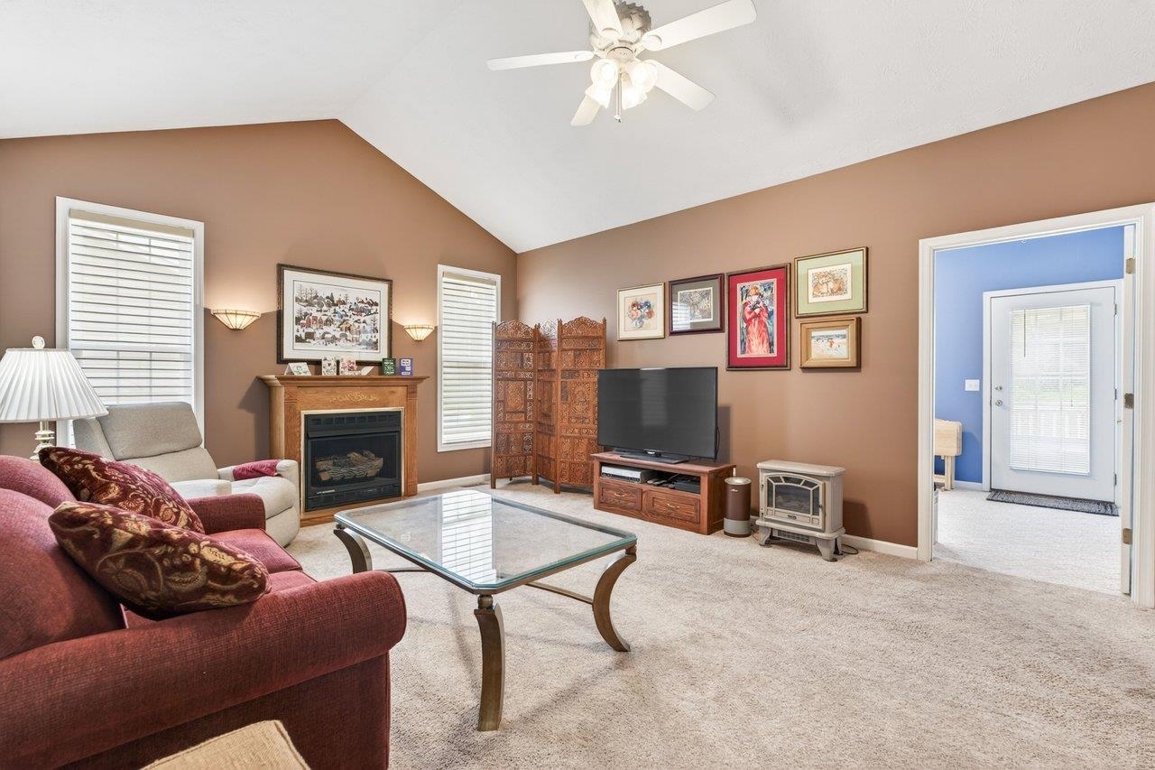 2102 LAKE TERRACE DR, HARRISONBURG, Virginia 22802, 3 Bedrooms Bedrooms, ,2 BathroomsBathrooms,Residential,2102 LAKE TERRACE DR,675825 MLS # 675825