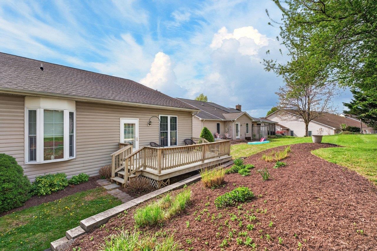 2102 LAKE TERRACE DR, HARRISONBURG, Virginia 22802, 3 Bedrooms Bedrooms, ,2 BathroomsBathrooms,Residential,2102 LAKE TERRACE DR,675825 MLS # 675825