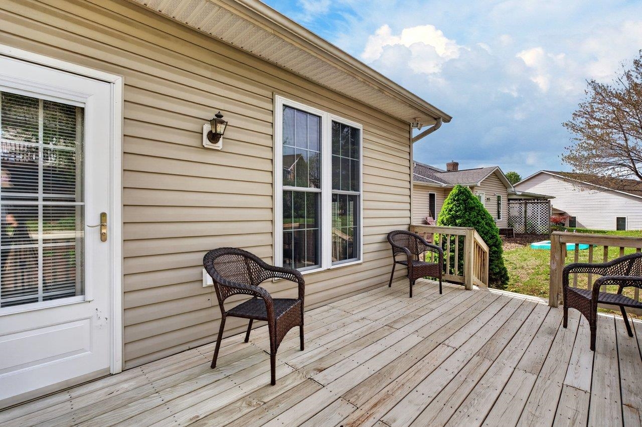 2102 LAKE TERRACE DR, HARRISONBURG, Virginia 22802, 3 Bedrooms Bedrooms, ,2 BathroomsBathrooms,Residential,2102 LAKE TERRACE DR,675825 MLS # 675825