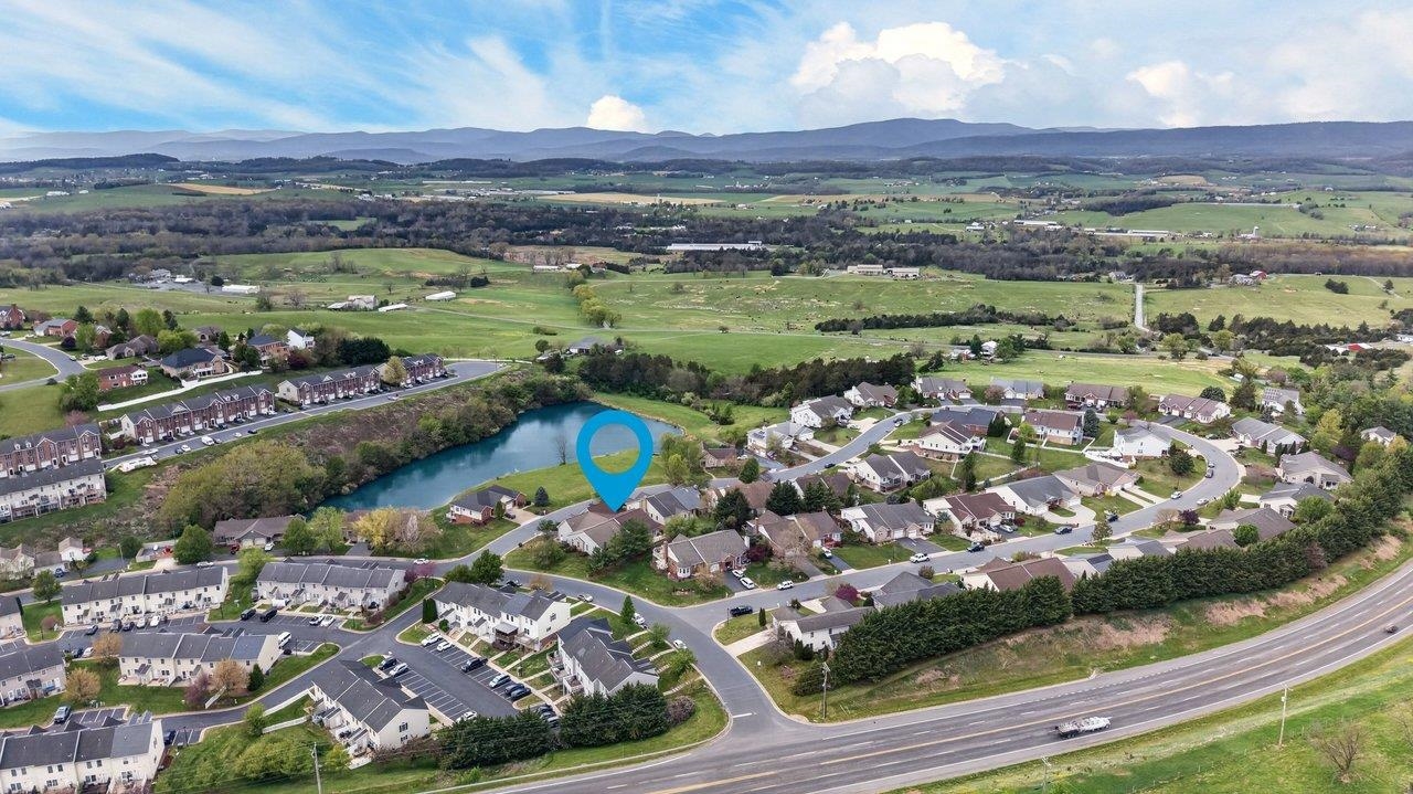 2102 LAKE TERRACE DR, HARRISONBURG, Virginia 22802, 3 Bedrooms Bedrooms, ,2 BathroomsBathrooms,Residential,2102 LAKE TERRACE DR,675825 MLS # 675825