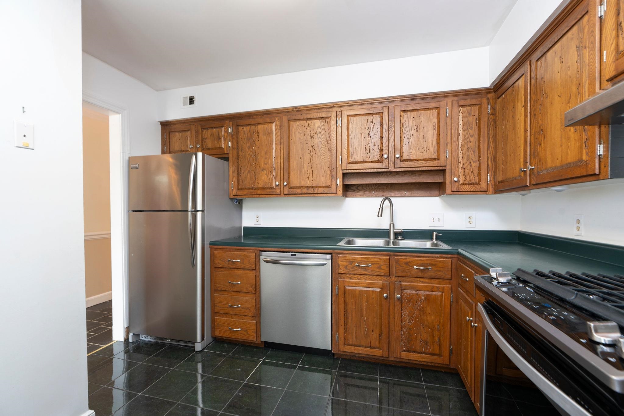 5 WAVERLEY GREEN, STAUNTON, Virginia 24401, 3 Bedrooms Bedrooms, ,2 BathroomsBathrooms,Residential,5 WAVERLEY GREEN,675831 MLS # 675831