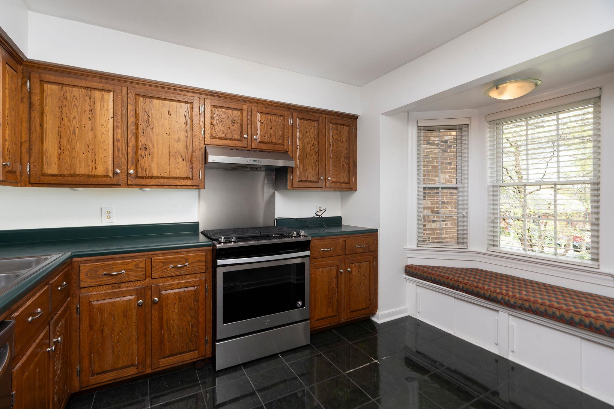 5 WAVERLEY GREEN, STAUNTON, Virginia 24401, 3 Bedrooms Bedrooms, ,2 BathroomsBathrooms,Residential,5 WAVERLEY GREEN,675831 MLS # 675831