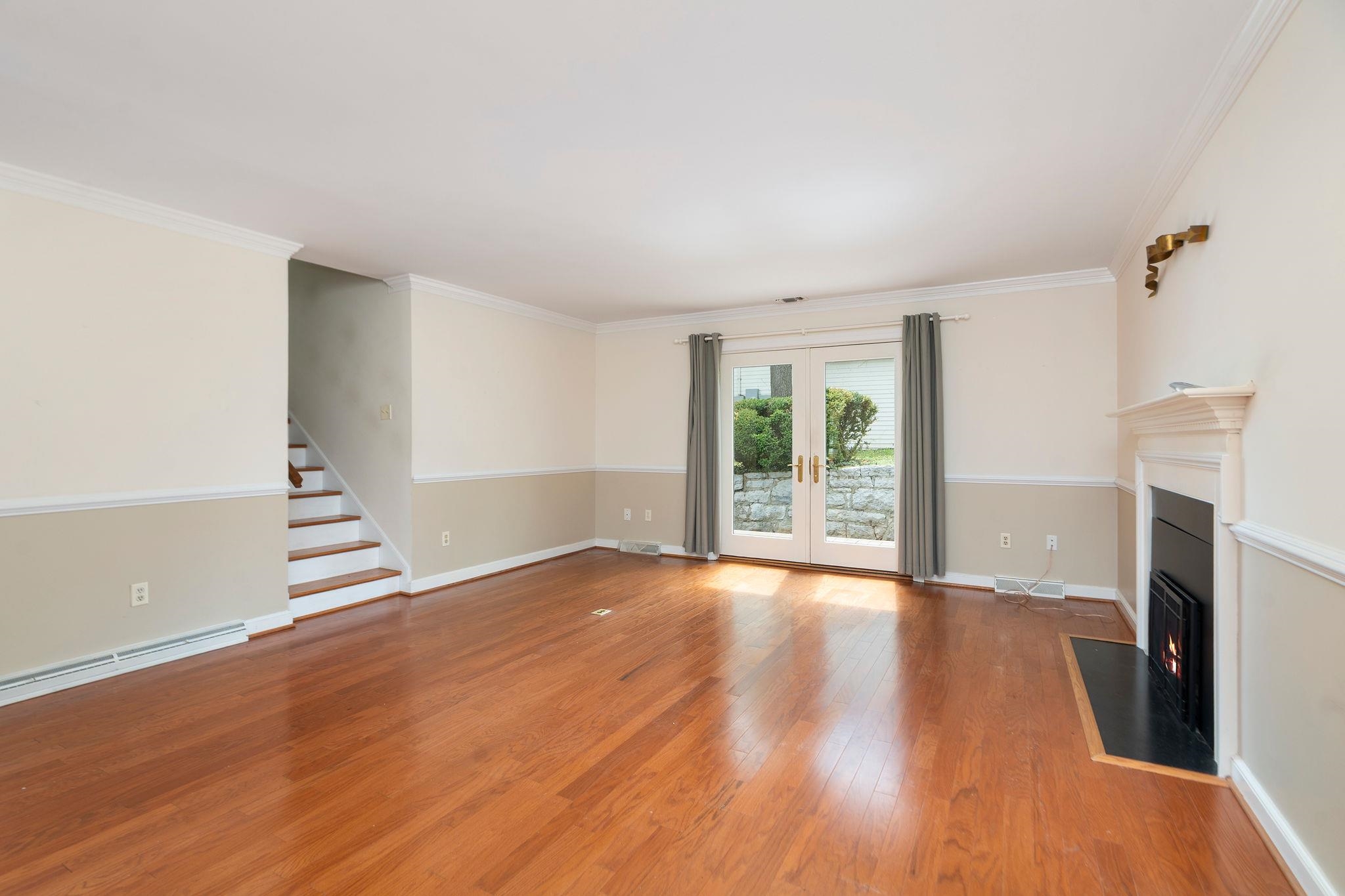 5 WAVERLEY GREEN, STAUNTON, Virginia 24401, 3 Bedrooms Bedrooms, ,2 BathroomsBathrooms,Residential,5 WAVERLEY GREEN,675831 MLS # 675831