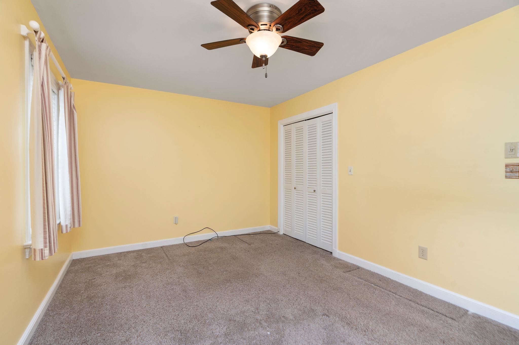 5 WAVERLEY GREEN, STAUNTON, Virginia 24401, 3 Bedrooms Bedrooms, ,2 BathroomsBathrooms,Residential,5 WAVERLEY GREEN,675831 MLS # 675831