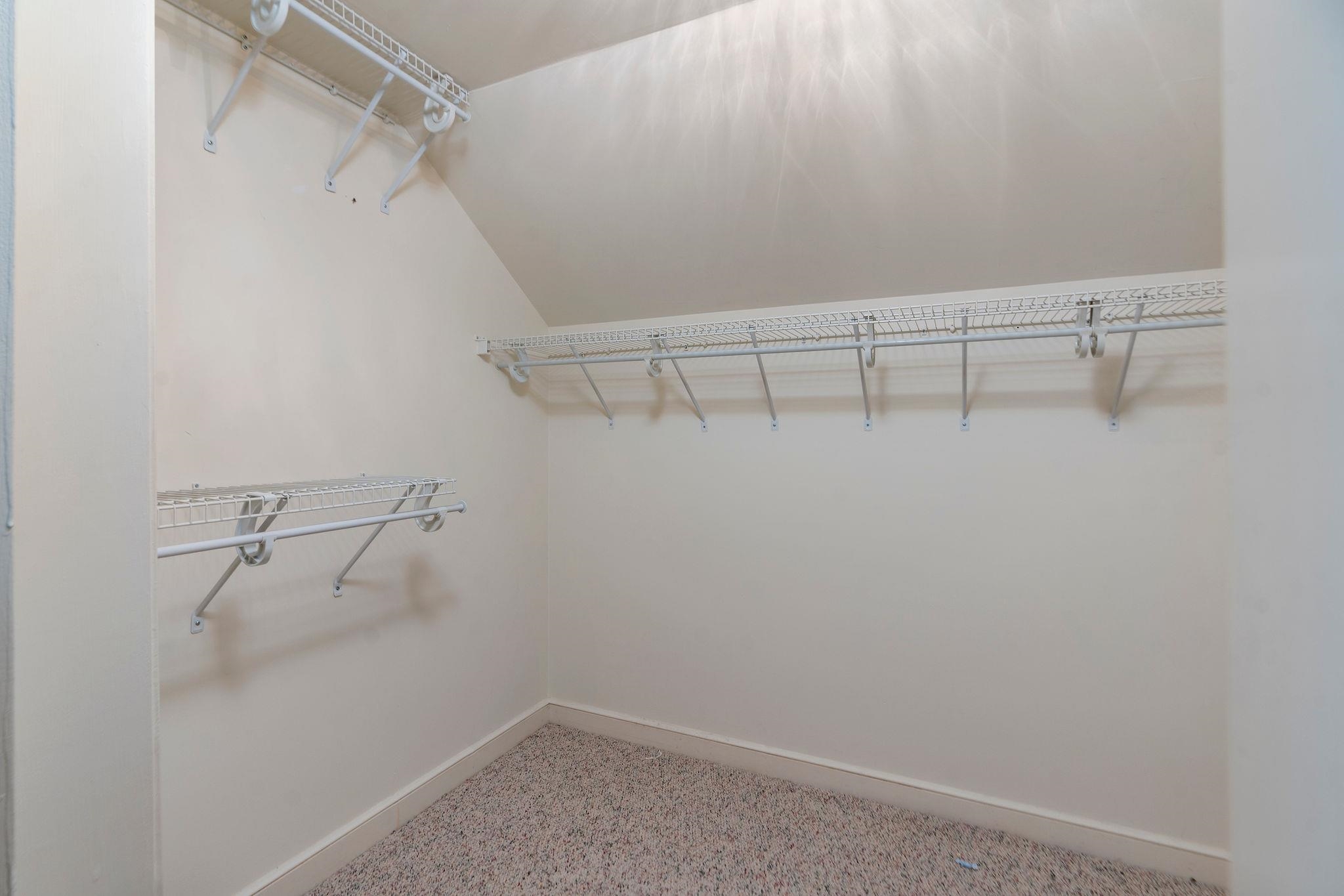 5 WAVERLEY GREEN, STAUNTON, Virginia 24401, 3 Bedrooms Bedrooms, ,2 BathroomsBathrooms,Residential,5 WAVERLEY GREEN,675831 MLS # 675831