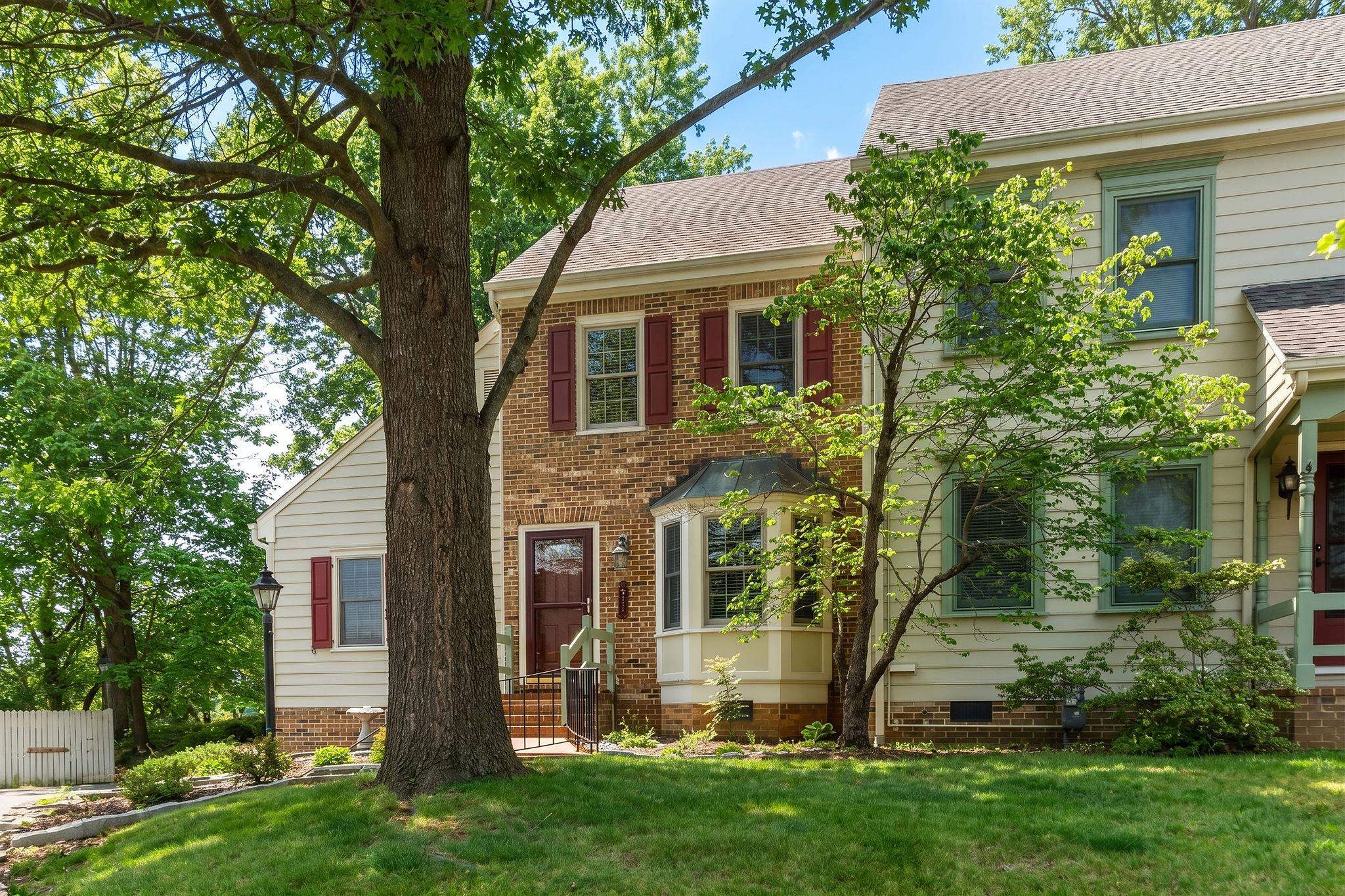 5 WAVERLEY GREEN, STAUNTON, Virginia 24401, 3 Bedrooms Bedrooms, ,2 BathroomsBathrooms,Residential,5 WAVERLEY GREEN,675831 MLS # 675831