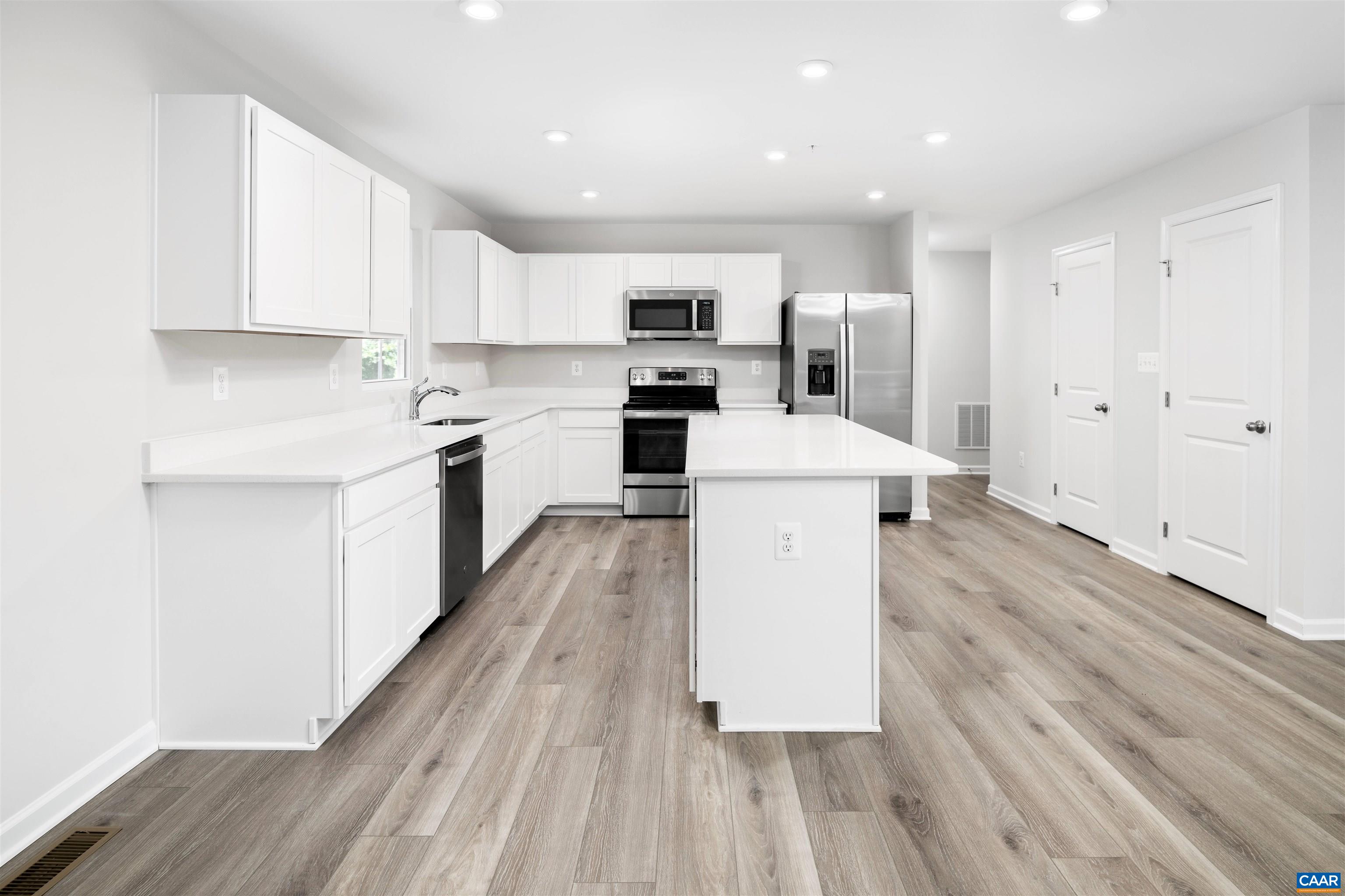 261A ARCHES LN, BARBOURSVILLE, Virginia 22923, 6 Bedrooms Bedrooms, ,3 BathroomsBathrooms,Residential,HAZEL - CREEKSIDE,261A ARCHES LN,675832 MLS # 675832