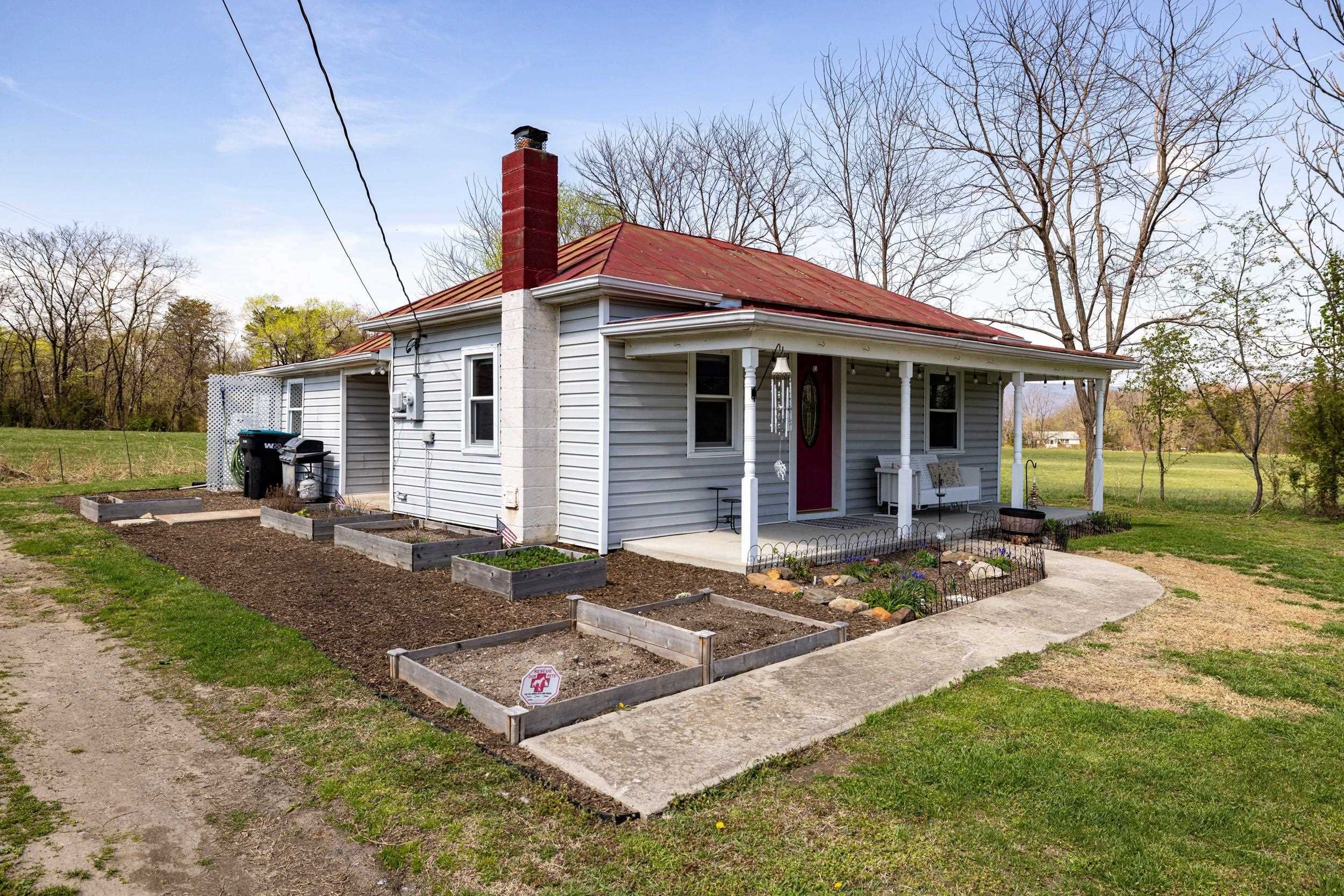 296 KEYSTONE RD, STANLEY, Virginia 22851, 2 Bedrooms Bedrooms, ,2 BathroomsBathrooms,Residential,296 KEYSTONE RD,675833 MLS # 675833