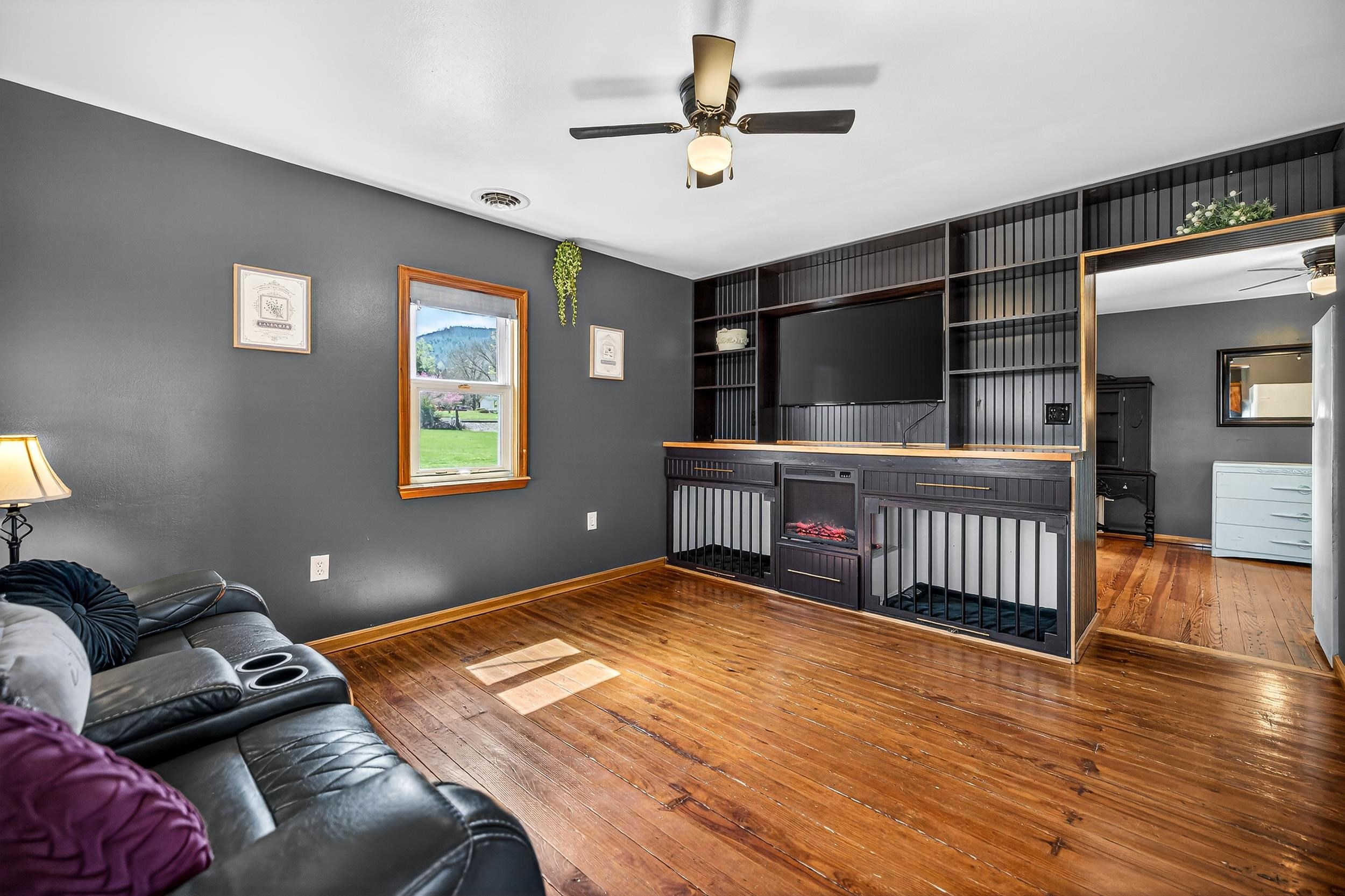 296 KEYSTONE RD, STANLEY, Virginia 22851, 2 Bedrooms Bedrooms, ,2 BathroomsBathrooms,Residential,296 KEYSTONE RD,675833 MLS # 675833