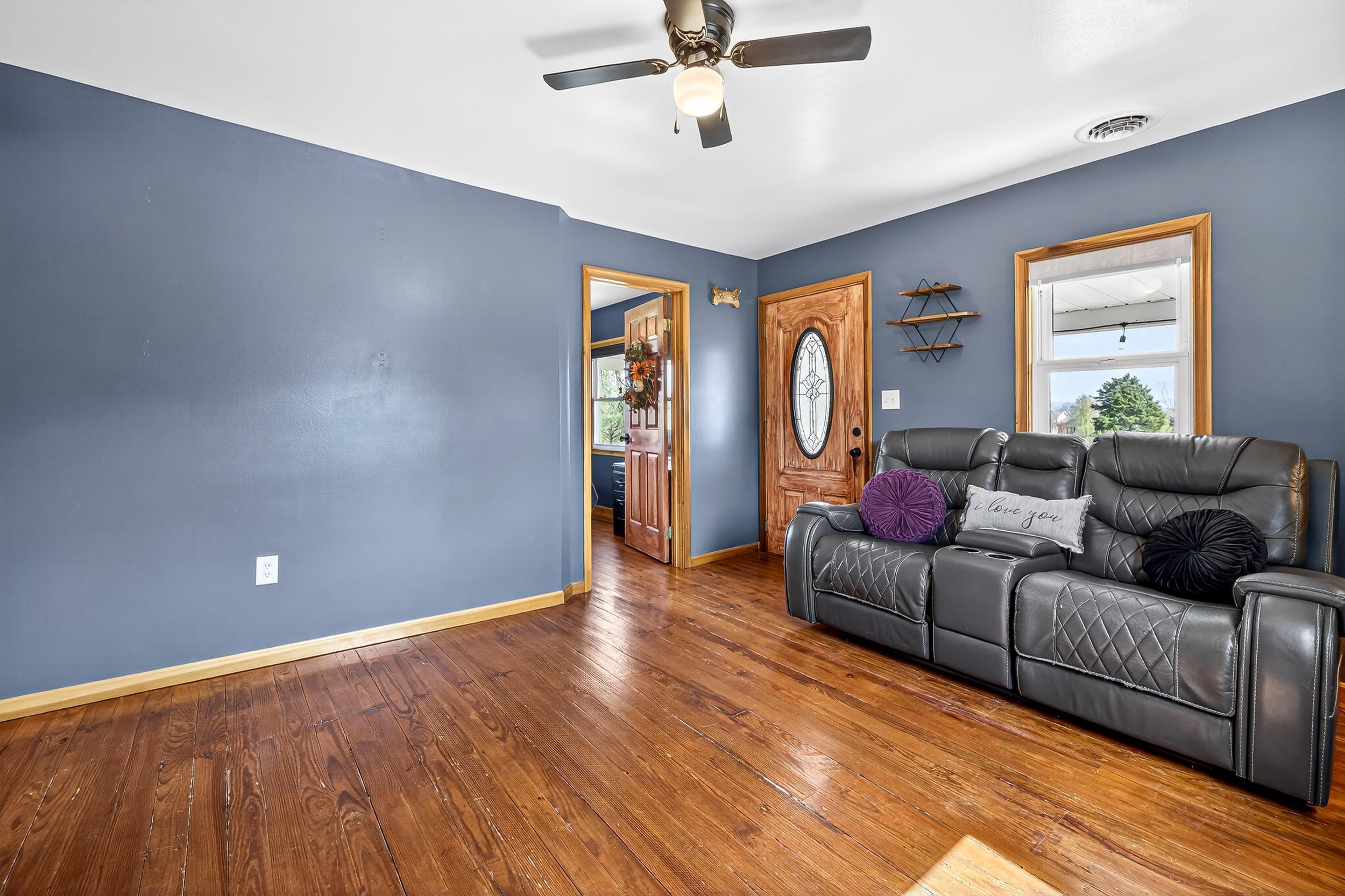 296 KEYSTONE RD, STANLEY, Virginia 22851, 2 Bedrooms Bedrooms, ,2 BathroomsBathrooms,Residential,296 KEYSTONE RD,675833 MLS # 675833