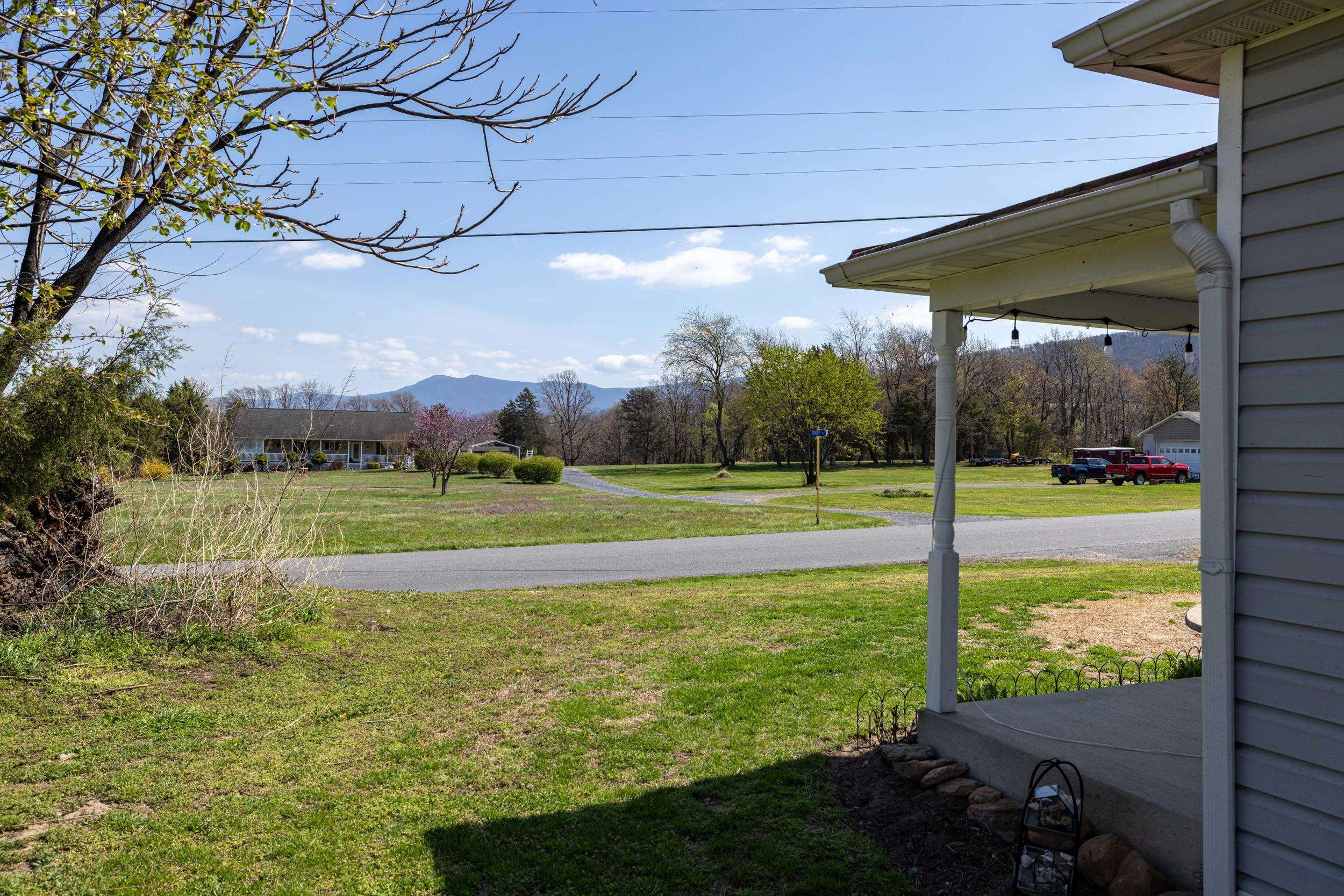 296 KEYSTONE RD, STANLEY, Virginia 22851, 2 Bedrooms Bedrooms, ,2 BathroomsBathrooms,Residential,296 KEYSTONE RD,675833 MLS # 675833