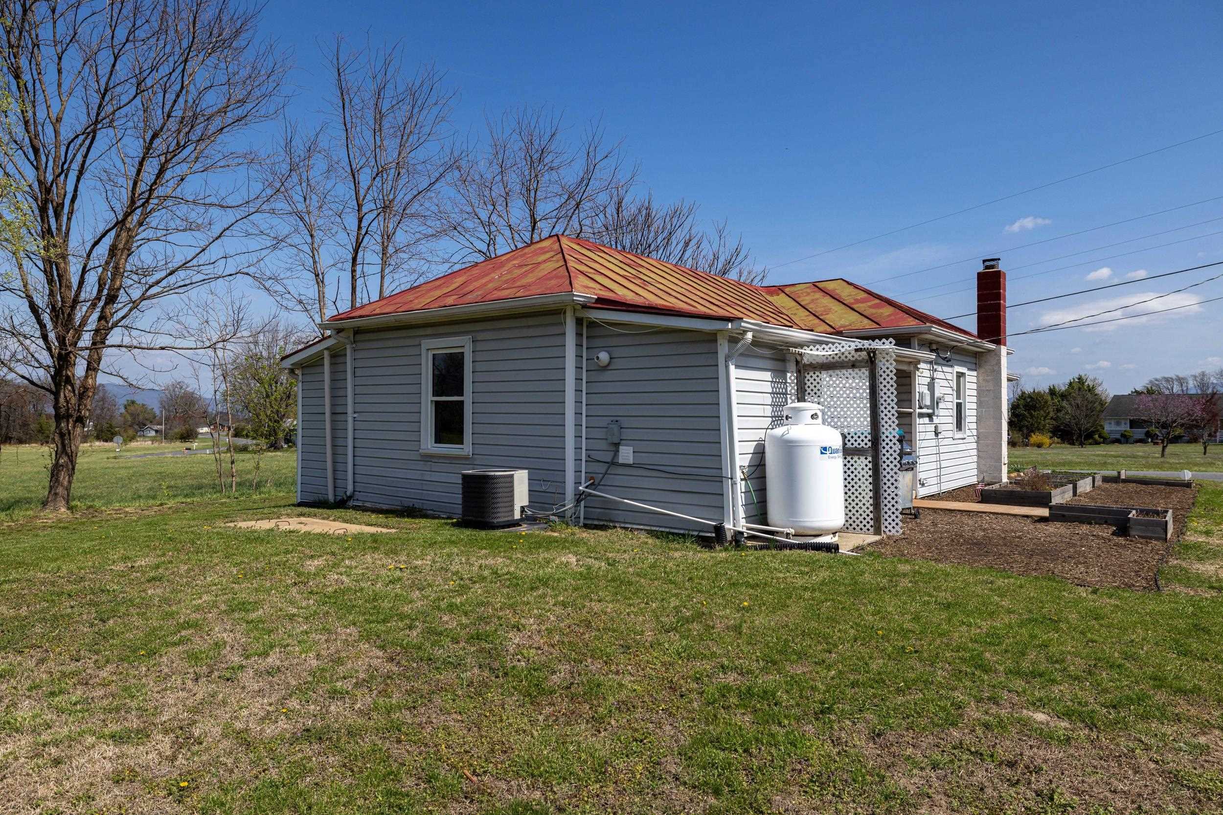 296 KEYSTONE RD, STANLEY, Virginia 22851, 2 Bedrooms Bedrooms, ,2 BathroomsBathrooms,Residential,296 KEYSTONE RD,675833 MLS # 675833