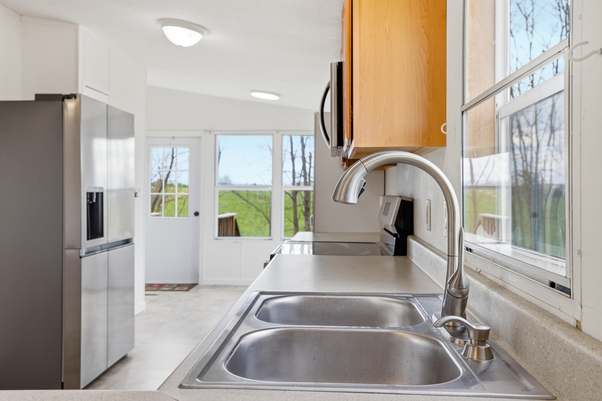 14196 AMERICAN LEGION DR, BROADWAY, Virginia 22815, 3 Bedrooms Bedrooms, ,2 BathroomsBathrooms,Residential,14196 AMERICAN LEGION DR,675835 MLS # 675835