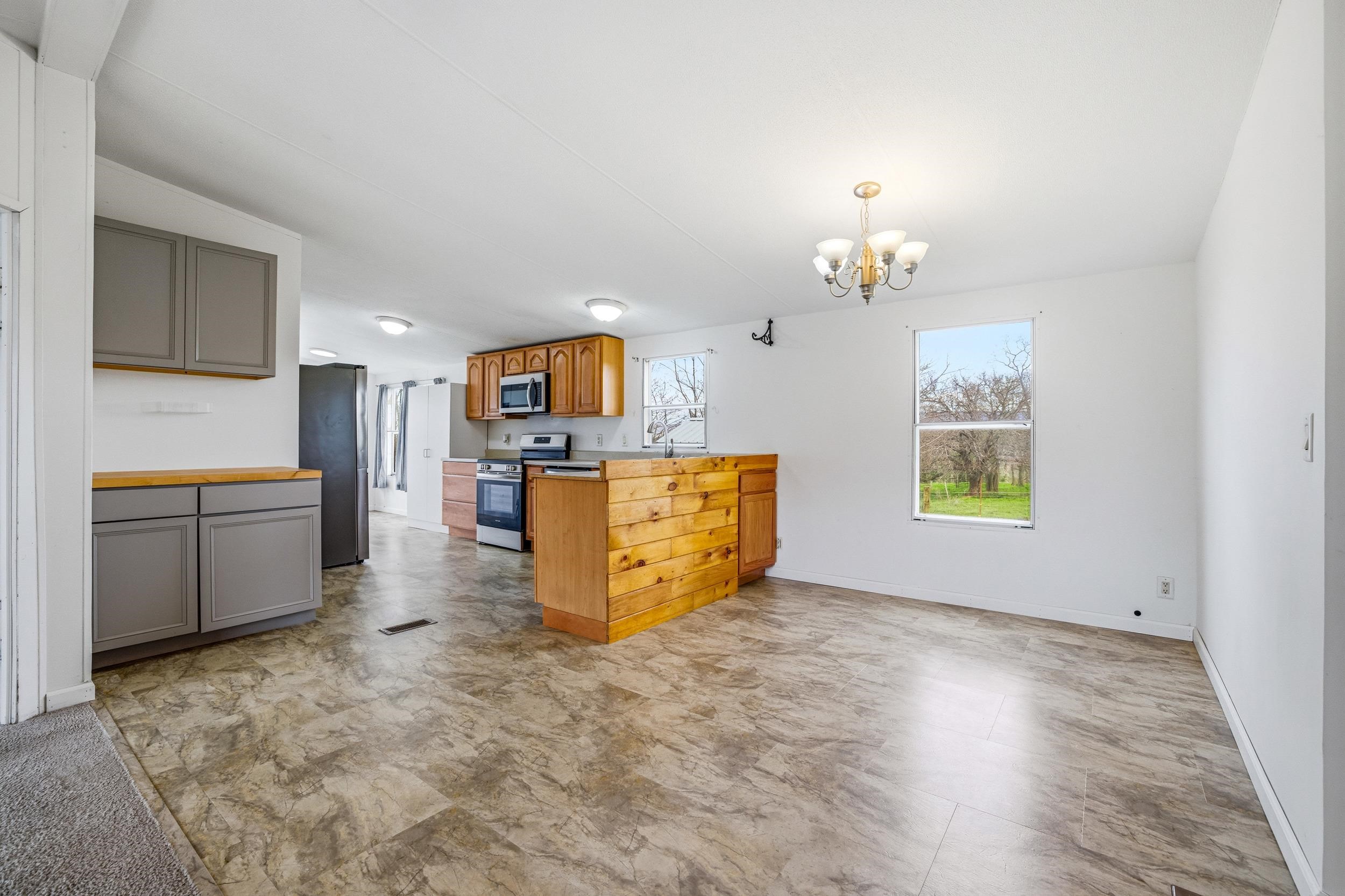 14196 AMERICAN LEGION DR, BROADWAY, Virginia 22815, 3 Bedrooms Bedrooms, ,2 BathroomsBathrooms,Residential,14196 AMERICAN LEGION DR,675835 MLS # 675835