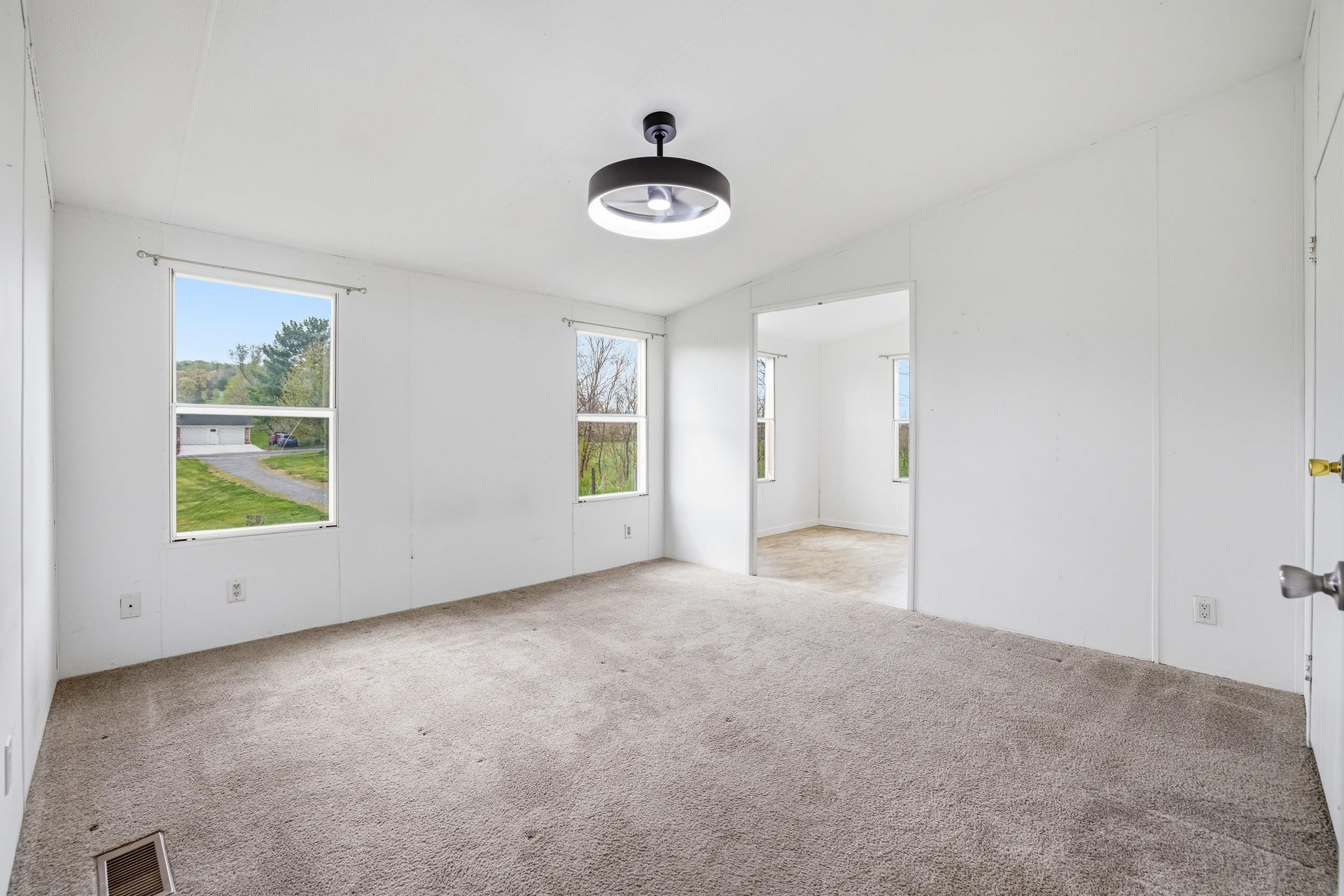 14196 AMERICAN LEGION DR, BROADWAY, Virginia 22815, 3 Bedrooms Bedrooms, ,2 BathroomsBathrooms,Residential,14196 AMERICAN LEGION DR,675835 MLS # 675835