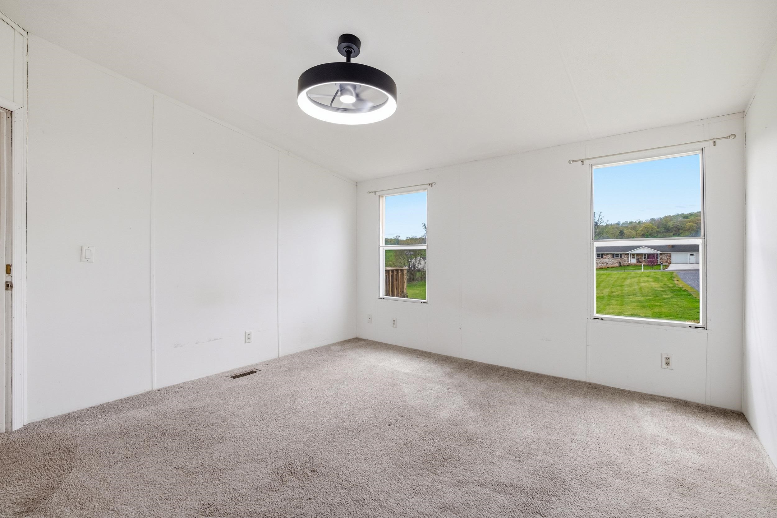 14196 AMERICAN LEGION DR, BROADWAY, Virginia 22815, 3 Bedrooms Bedrooms, ,2 BathroomsBathrooms,Residential,14196 AMERICAN LEGION DR,675835 MLS # 675835