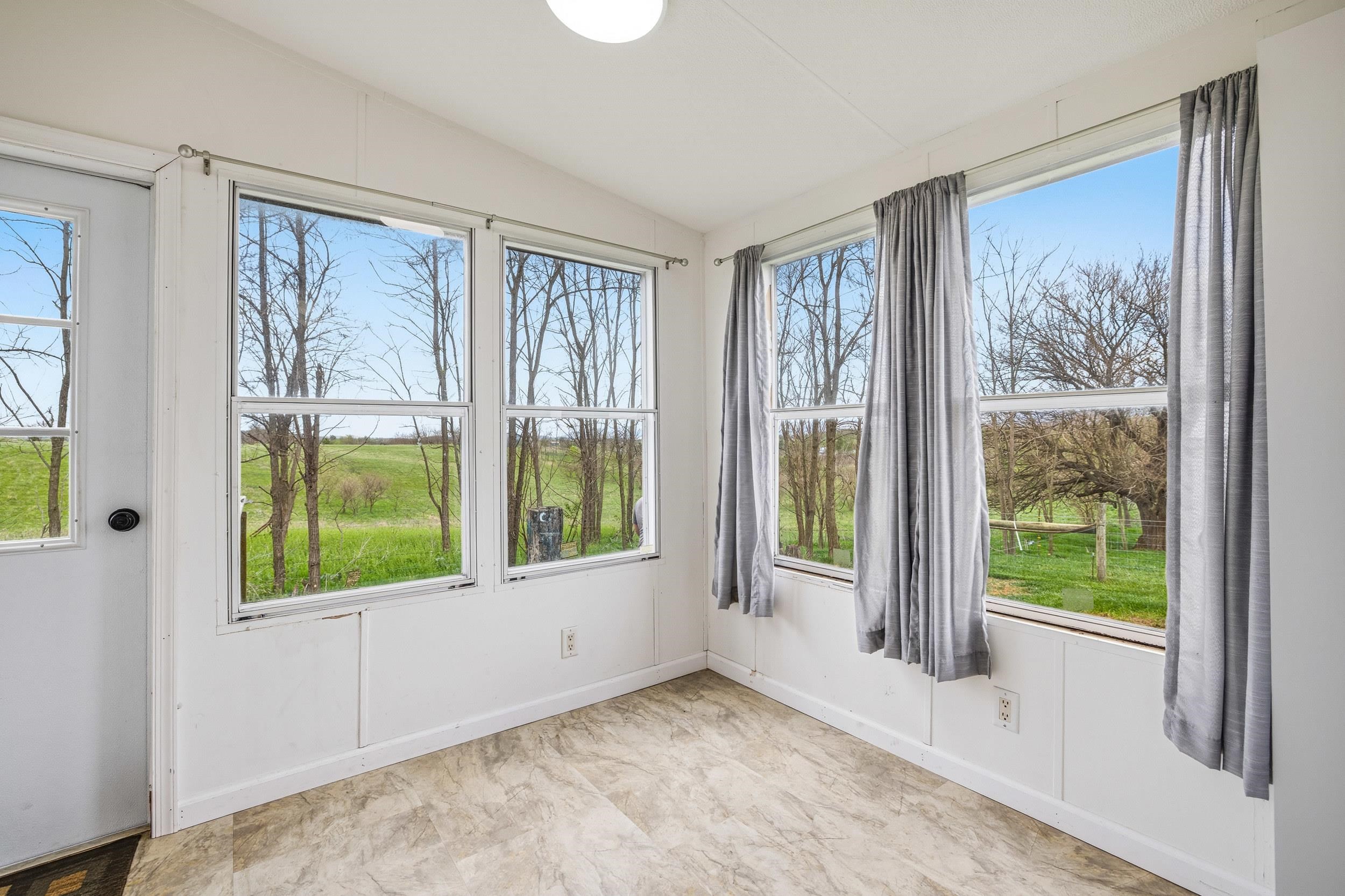 14196 AMERICAN LEGION DR, BROADWAY, Virginia 22815, 3 Bedrooms Bedrooms, ,2 BathroomsBathrooms,Residential,14196 AMERICAN LEGION DR,675835 MLS # 675835