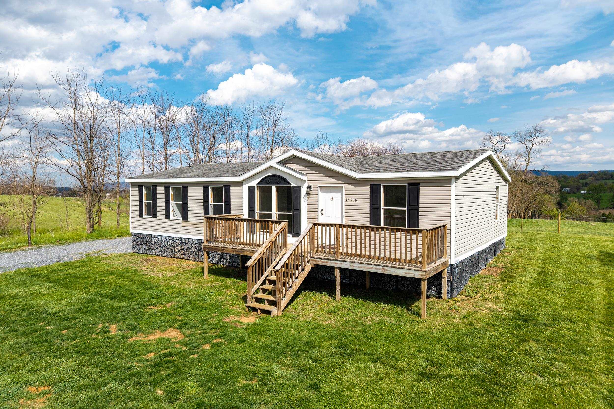 14196 AMERICAN LEGION DR, BROADWAY, Virginia 22815, 3 Bedrooms Bedrooms, ,2 BathroomsBathrooms,Residential,14196 AMERICAN LEGION DR,675835 MLS # 675835