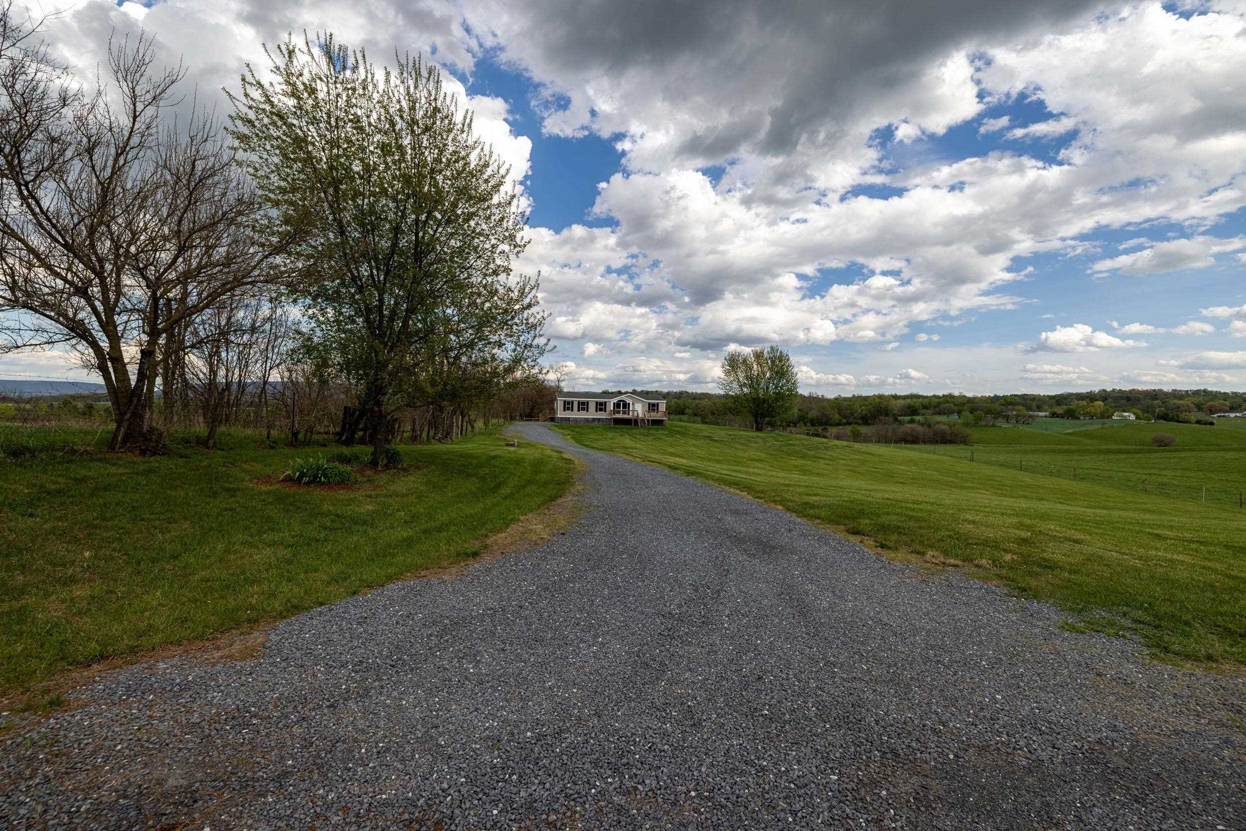 14196 AMERICAN LEGION DR, BROADWAY, Virginia 22815, 3 Bedrooms Bedrooms, ,2 BathroomsBathrooms,Residential,14196 AMERICAN LEGION DR,675835 MLS # 675835