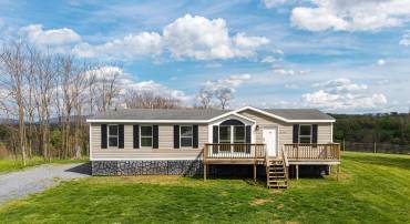 14196 AMERICAN LEGION DR, BROADWAY, Virginia 22815, 3 Bedrooms Bedrooms, ,2 BathroomsBathrooms,Residential,14196 AMERICAN LEGION DR,675835 MLS # 675835