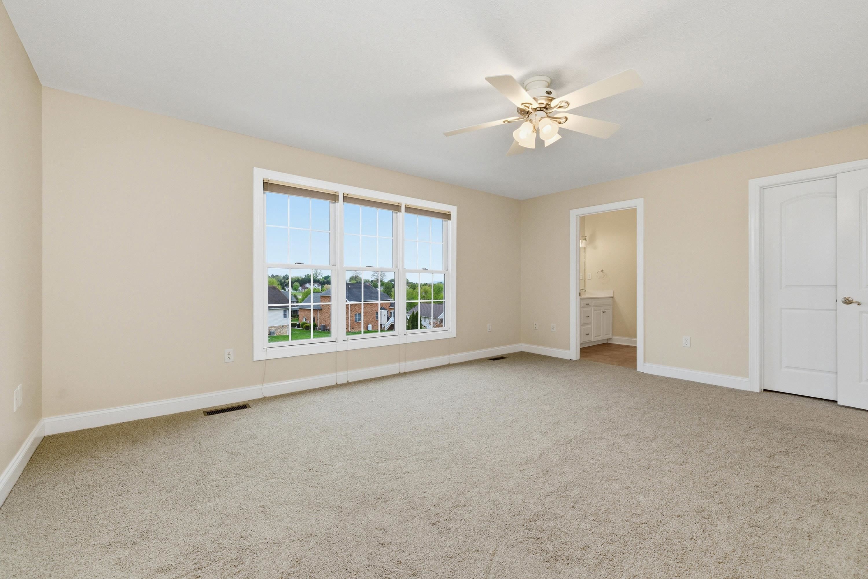 2625 RISING ROCK CT, ROCKINGHAM, Virginia 22802, 5 Bedrooms Bedrooms, ,3 BathroomsBathrooms,Residential,2625 RISING ROCK CT,675841 MLS # 675841