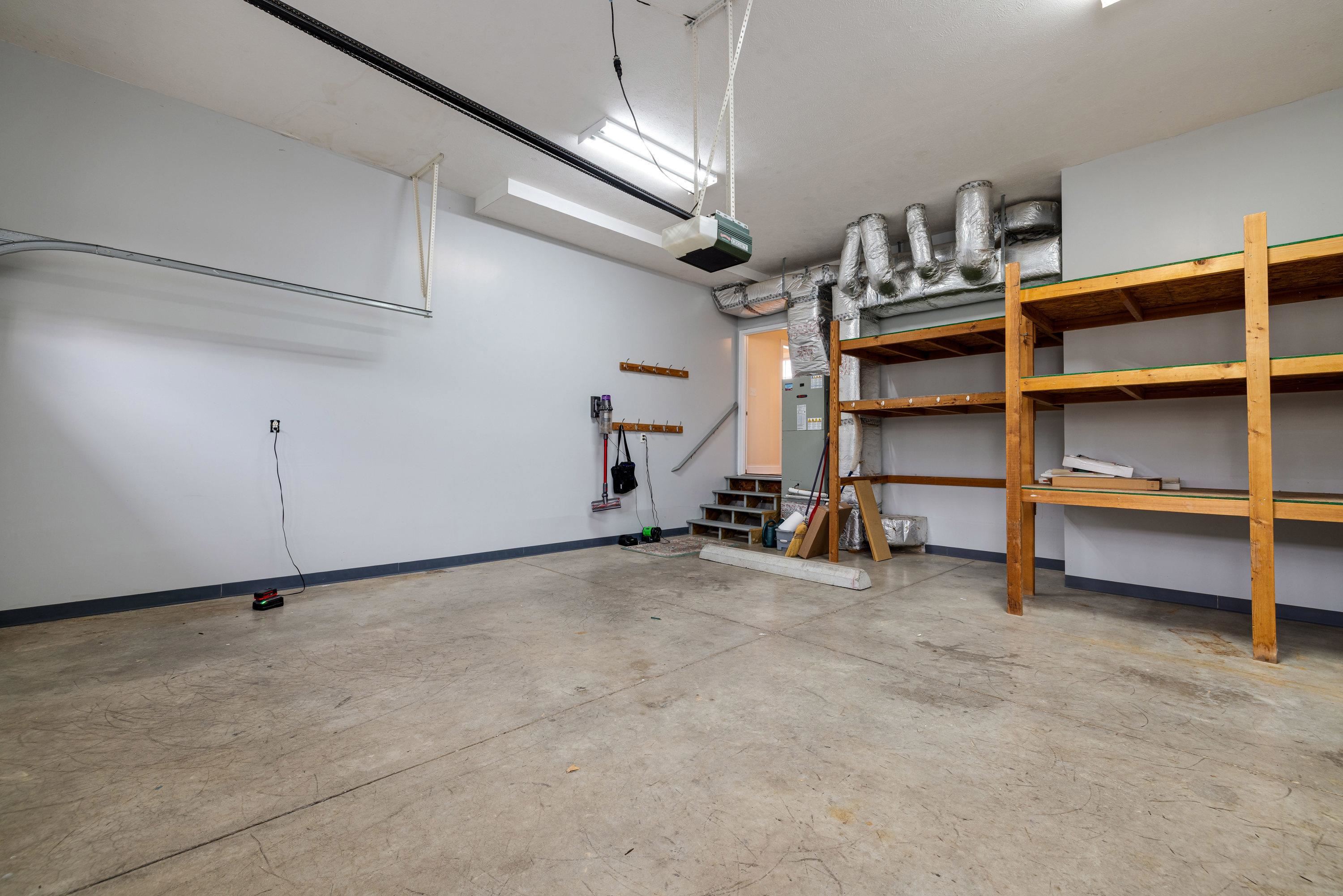 2625 RISING ROCK CT, ROCKINGHAM, Virginia 22802, 5 Bedrooms Bedrooms, ,3 BathroomsBathrooms,Residential,2625 RISING ROCK CT,675841 MLS # 675841