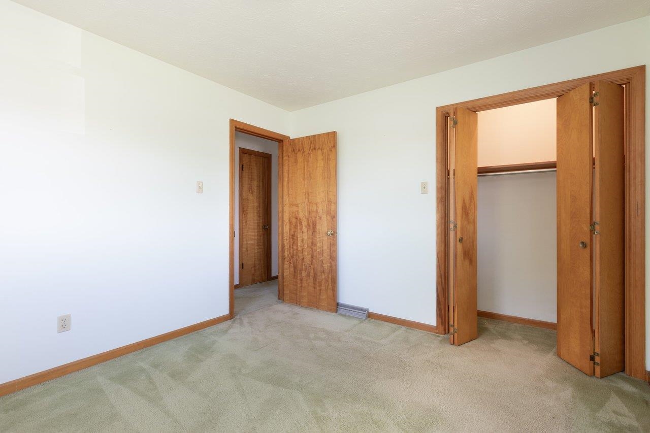 947 GREENDALE RD, HARRISONBURG, Virginia 22801, 3 Bedrooms Bedrooms, ,3 BathroomsBathrooms,Residential,QUADRANT 3 ES GREENDALE RD,947 GREENDALE RD,675842 MLS # 675842