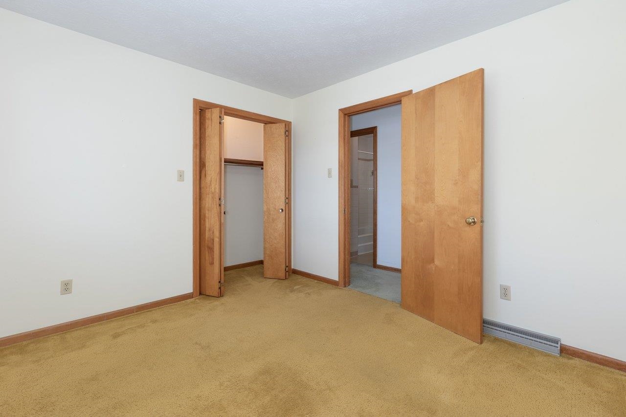 947 GREENDALE RD, HARRISONBURG, Virginia 22801, 3 Bedrooms Bedrooms, ,3 BathroomsBathrooms,Residential,QUADRANT 3 ES GREENDALE RD,947 GREENDALE RD,675842 MLS # 675842