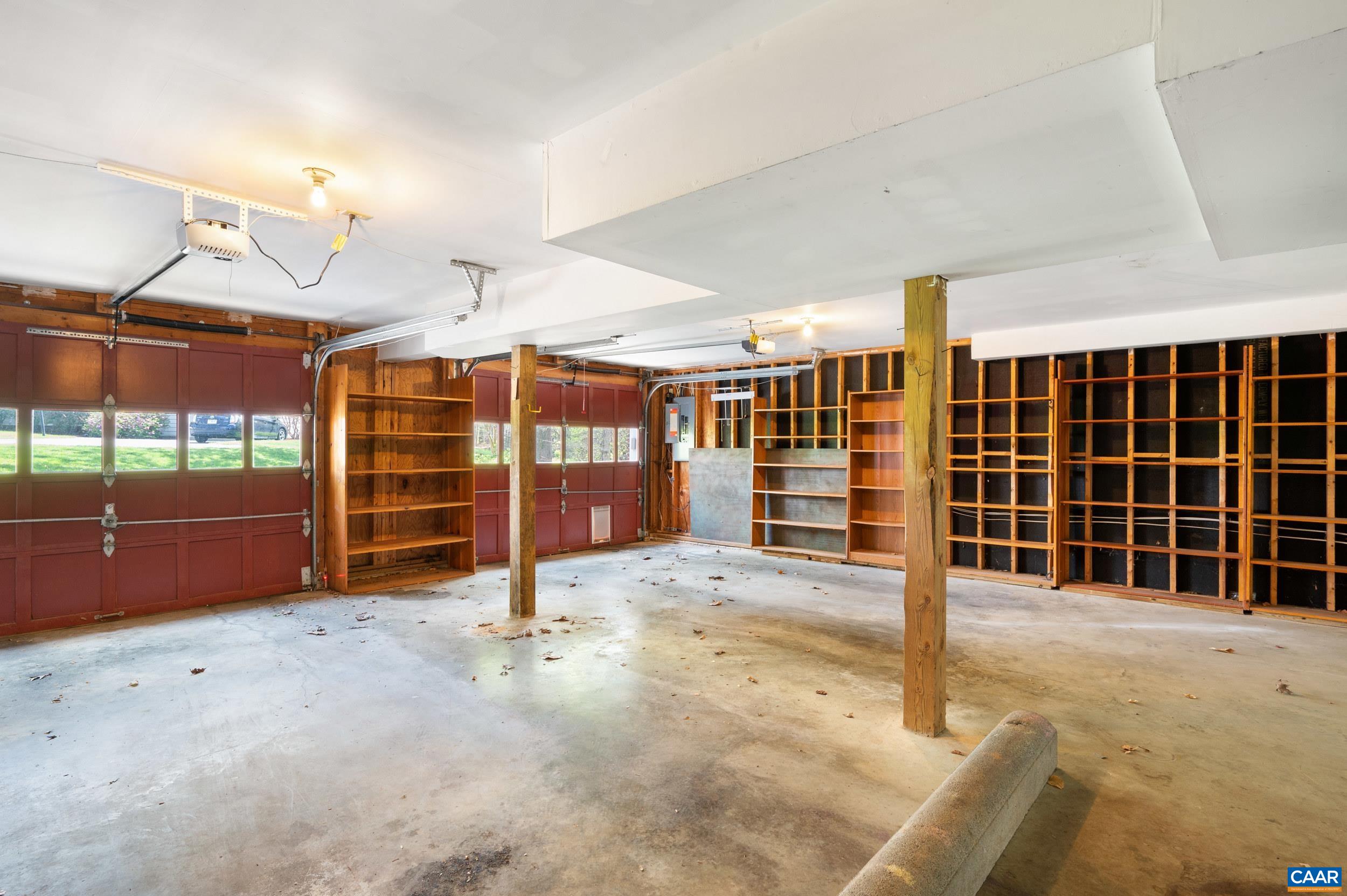 2089 WHISPERING WOODS DR, CHARLOTTESVILLE, Virginia 22911, 4 Bedrooms Bedrooms, ,2 BathroomsBathrooms,Residential,2089 WHISPERING WOODS DR,675844 MLS # 675844