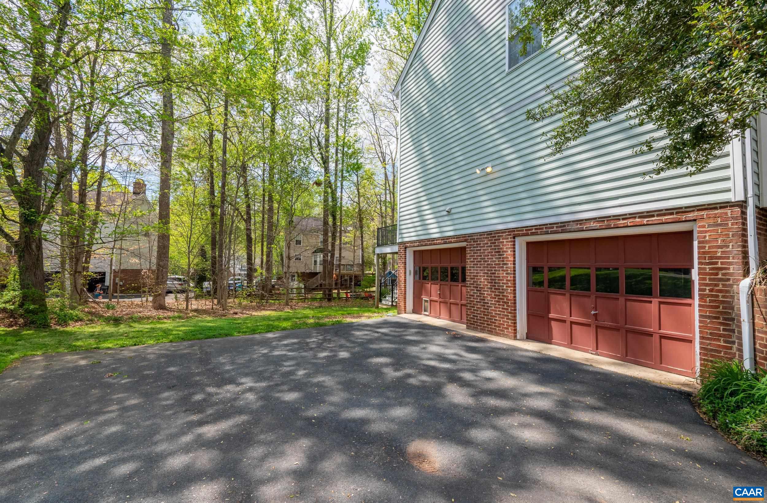 2089 WHISPERING WOODS DR, CHARLOTTESVILLE, Virginia 22911, 4 Bedrooms Bedrooms, ,2 BathroomsBathrooms,Residential,2089 WHISPERING WOODS DR,675844 MLS # 675844