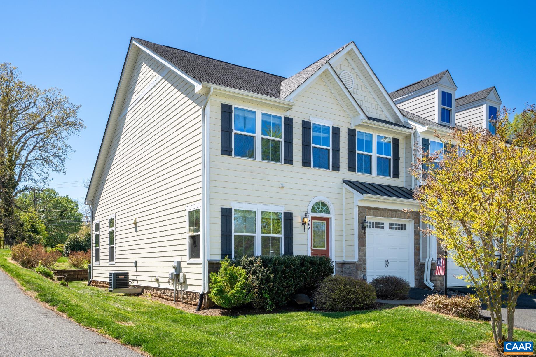 1549 SAWGRASS CT, CHARLOTTESVILLE, Virginia 22901, 3 Bedrooms Bedrooms, ,3 BathroomsBathrooms,Residential,1549 SAWGRASS CT,675848 MLS # 675848