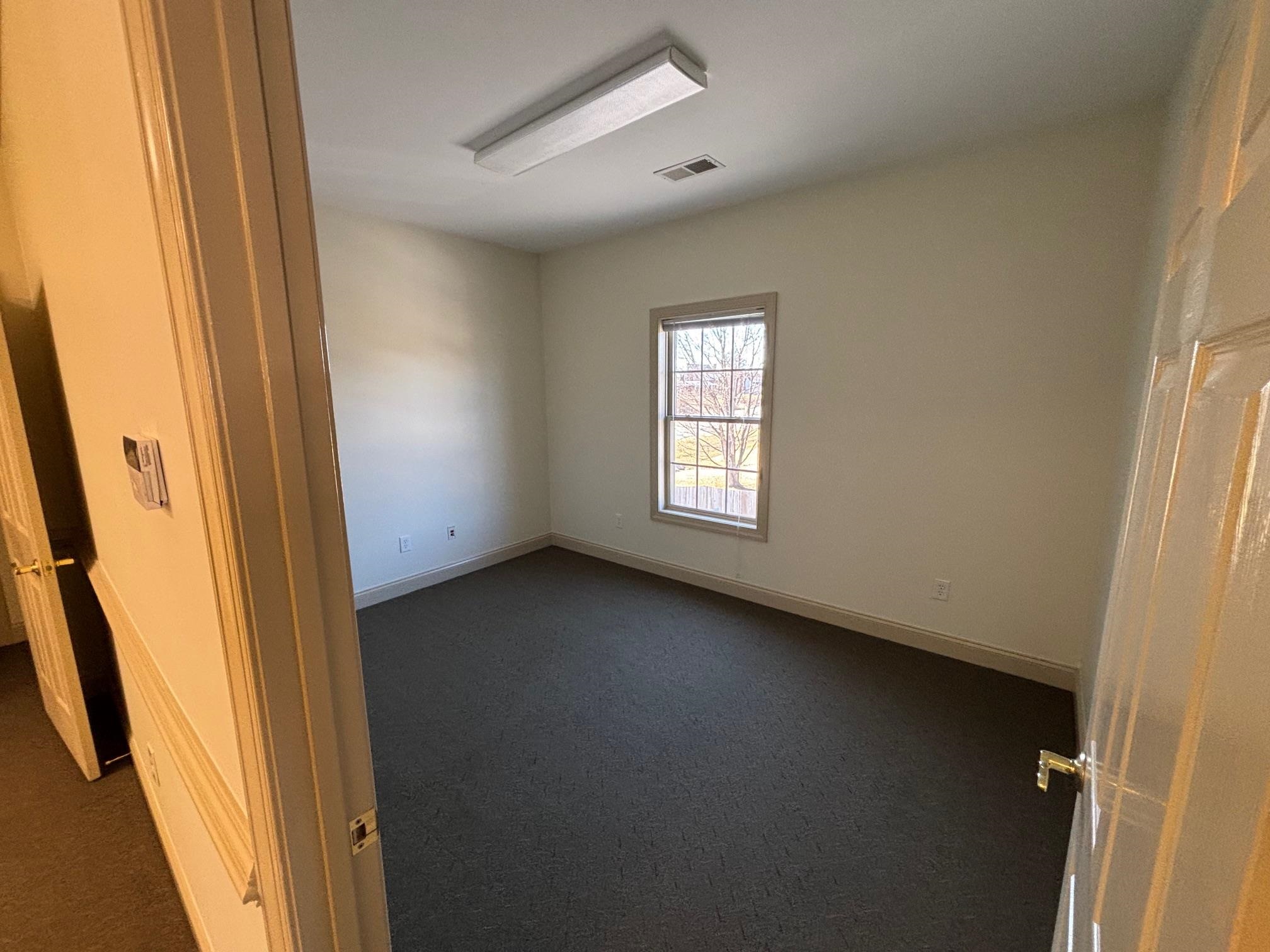 1020 JEFFERSON HWY, STAUNTON, Virginia 24401, ,Commercial,1020 JEFFERSON HWY,675874 MLS # 675874