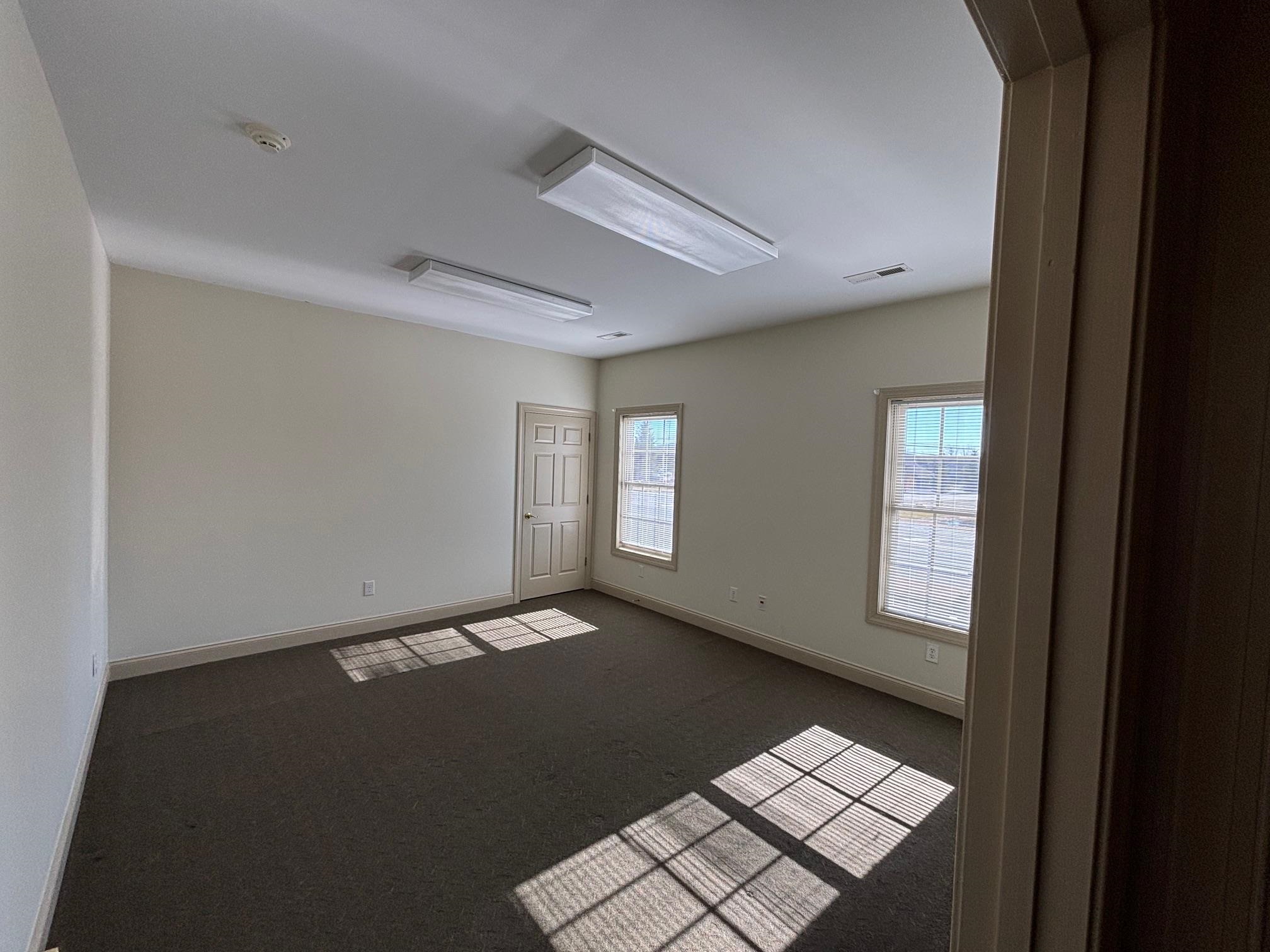 1020 JEFFERSON HWY, STAUNTON, Virginia 24401, ,Commercial,1020 JEFFERSON HWY,675874 MLS # 675874