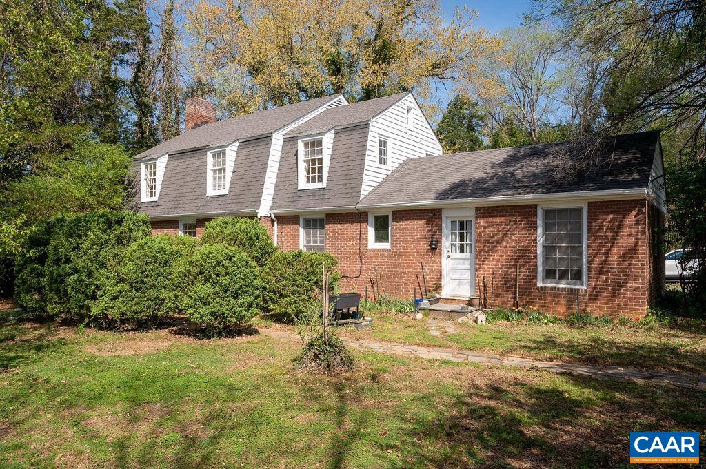 2401 FONTAINE AVE, CHARLOTTESVILLE, Virginia 22903, ,Residential,2401 FONTAINE AVE,675879 MLS # 675879