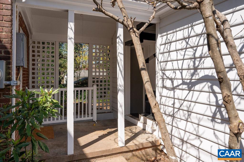 2401 FONTAINE AVE, CHARLOTTESVILLE, Virginia 22903, ,Residential,2401 FONTAINE AVE,675879 MLS # 675879