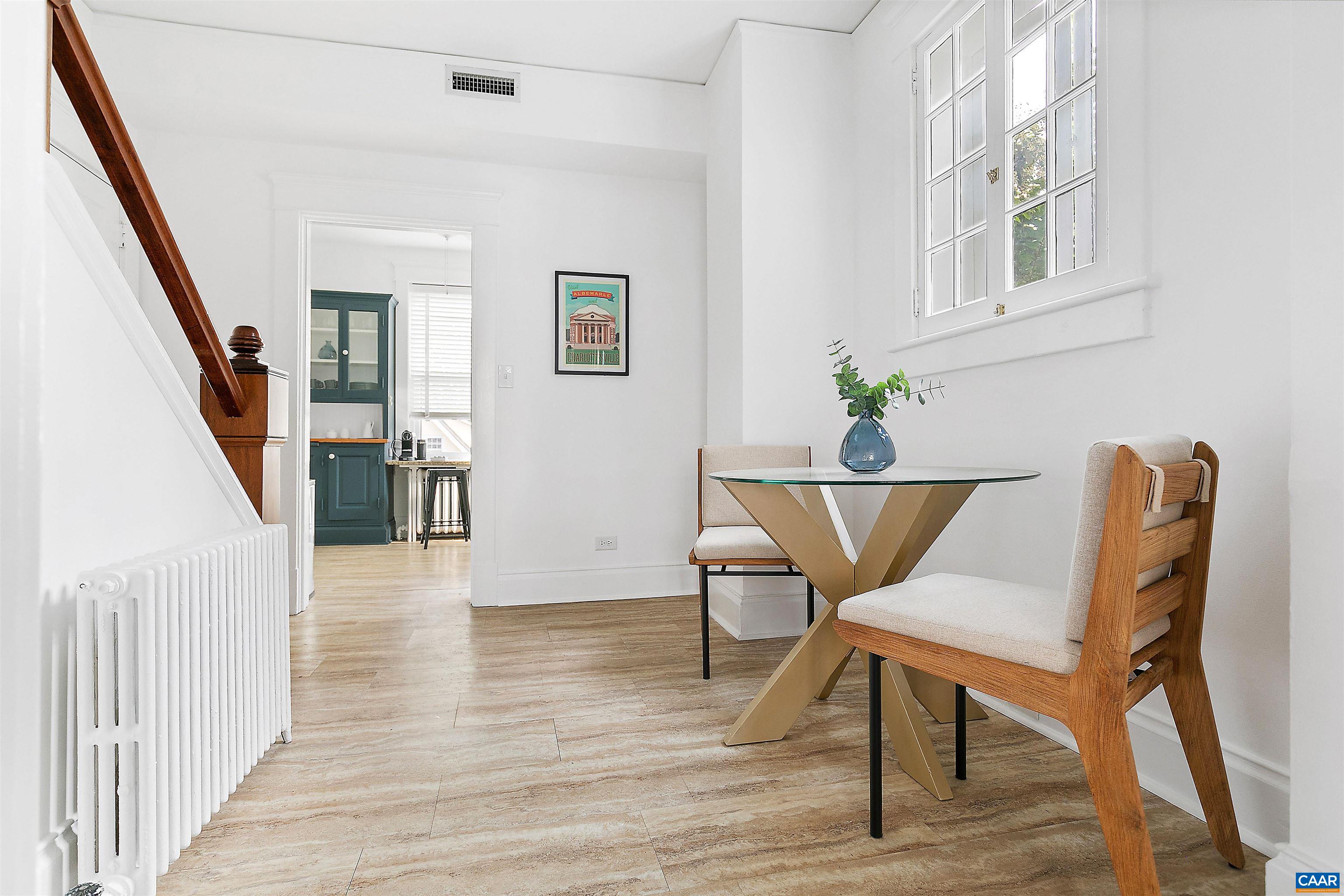 403 ALTAMONT CIR, CHARLOTTESVILLE, Virginia 22902, ,Residential,403 ALTAMONT CIR,675881 MLS # 675881