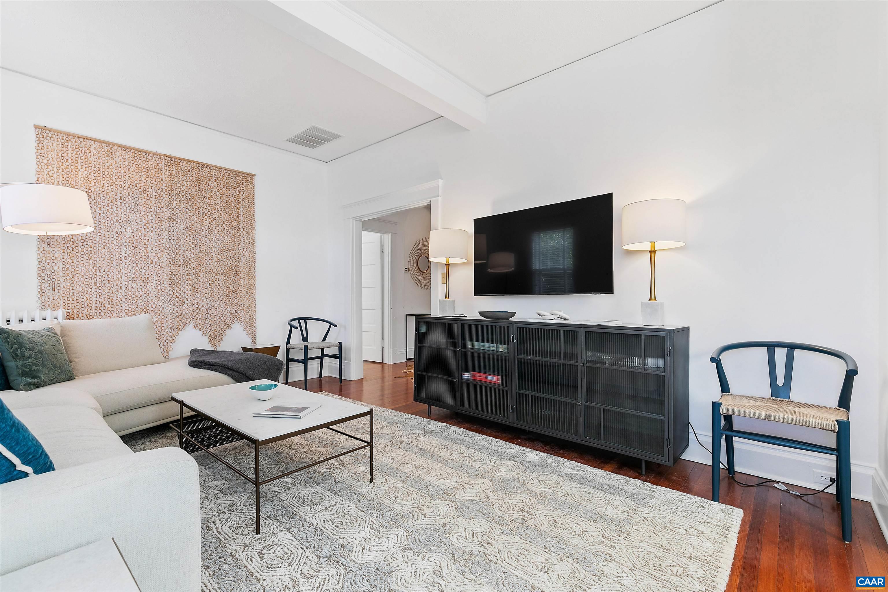 403 ALTAMONT CIR, CHARLOTTESVILLE, Virginia 22902, ,Residential,403 ALTAMONT CIR,675881 MLS # 675881