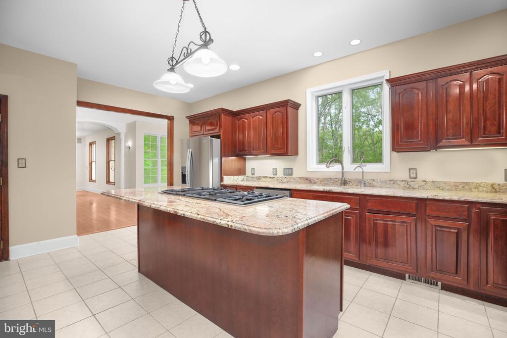 2933 PATRIOT LN, FREDERICKSBURG, Virginia 22408, 4 Bedrooms Bedrooms, ,3 BathroomsBathrooms,Residential,2933 PATRIOT LN,VASP2039990 MLS # VASP2039990