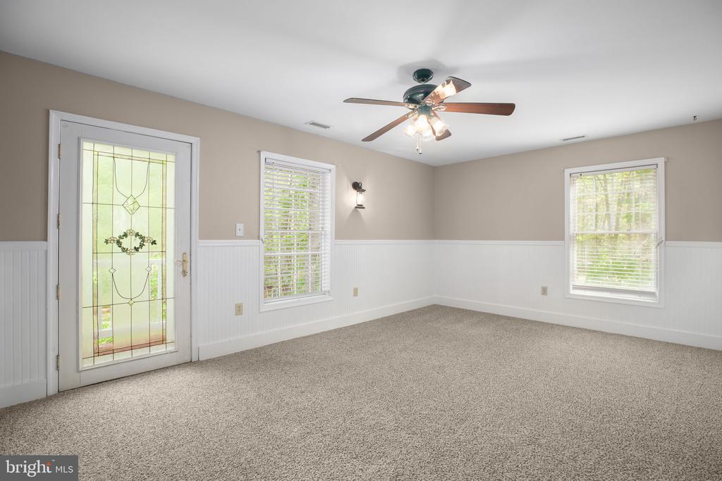 2933 PATRIOT LN, FREDERICKSBURG, Virginia 22408, 4 Bedrooms Bedrooms, ,3 BathroomsBathrooms,Residential,2933 PATRIOT LN,VASP2039990 MLS # VASP2039990