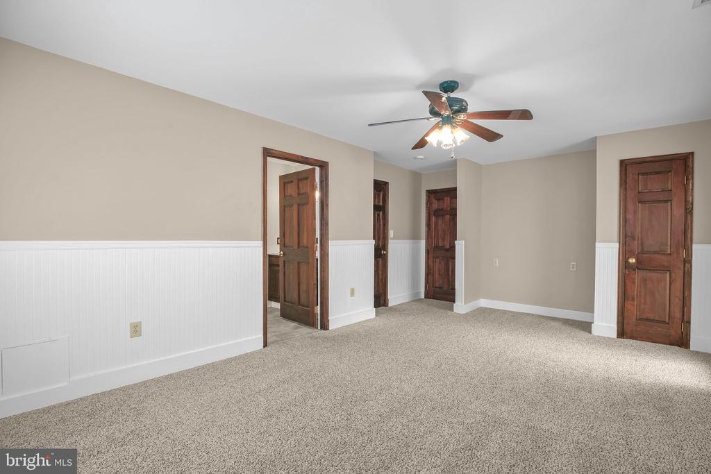 2933 PATRIOT LN, FREDERICKSBURG, Virginia 22408, 4 Bedrooms Bedrooms, ,3 BathroomsBathrooms,Residential,2933 PATRIOT LN,VASP2039990 MLS # VASP2039990