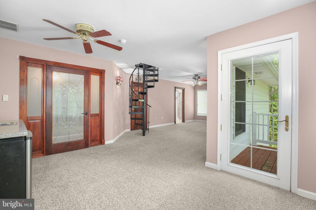 2933 PATRIOT LN, FREDERICKSBURG, Virginia 22408, 4 Bedrooms Bedrooms, ,3 BathroomsBathrooms,Residential,2933 PATRIOT LN,VASP2039990 MLS # VASP2039990