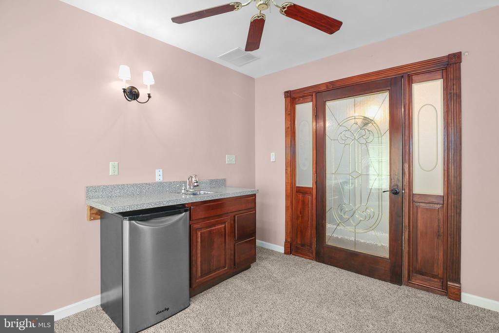 2933 PATRIOT LN, FREDERICKSBURG, Virginia 22408, 4 Bedrooms Bedrooms, ,3 BathroomsBathrooms,Residential,2933 PATRIOT LN,VASP2039990 MLS # VASP2039990