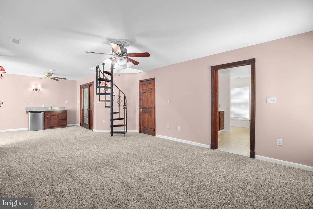 2933 PATRIOT LN, FREDERICKSBURG, Virginia 22408, 4 Bedrooms Bedrooms, ,3 BathroomsBathrooms,Residential,2933 PATRIOT LN,VASP2039990 MLS # VASP2039990