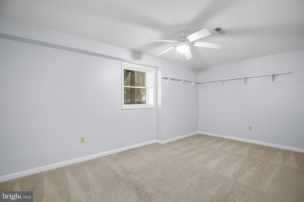 2933 PATRIOT LN, FREDERICKSBURG, Virginia 22408, 4 Bedrooms Bedrooms, ,3 BathroomsBathrooms,Residential,2933 PATRIOT LN,VASP2039990 MLS # VASP2039990