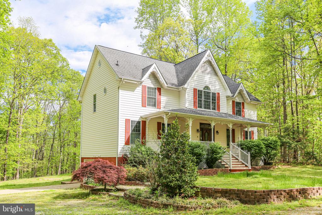 2933 PATRIOT LN, FREDERICKSBURG, Virginia 22408, 4 Bedrooms Bedrooms, ,3 BathroomsBathrooms,Residential,2933 PATRIOT LN,VASP2039990 MLS # VASP2039990