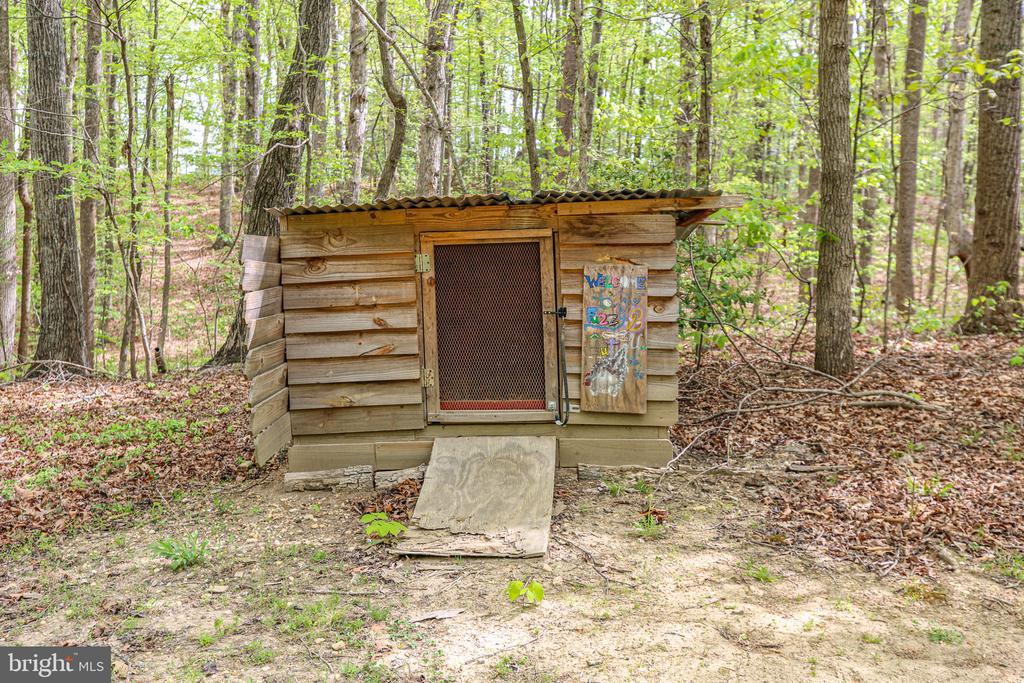 2933 PATRIOT LN, FREDERICKSBURG, Virginia 22408, 4 Bedrooms Bedrooms, ,3 BathroomsBathrooms,Residential,2933 PATRIOT LN,VASP2039990 MLS # VASP2039990