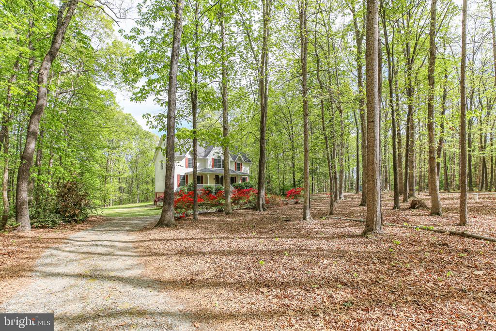 2933 PATRIOT LN, FREDERICKSBURG, Virginia 22408, 4 Bedrooms Bedrooms, ,3 BathroomsBathrooms,Residential,2933 PATRIOT LN,VASP2039990 MLS # VASP2039990