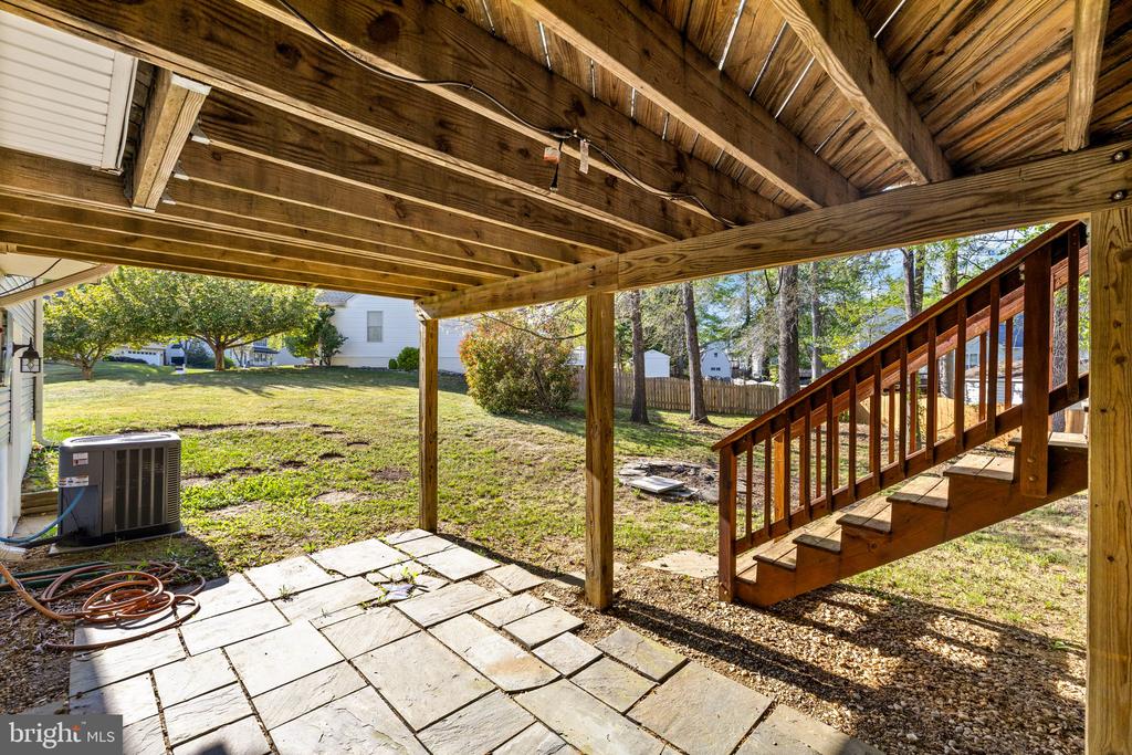 10101 S FULTON DR, FREDERICKSBURG, Virginia 22408, 4 Bedrooms Bedrooms, ,3 BathroomsBathrooms,Residential,10101 S FULTON DR,VASP2040720 MLS # VASP2040720